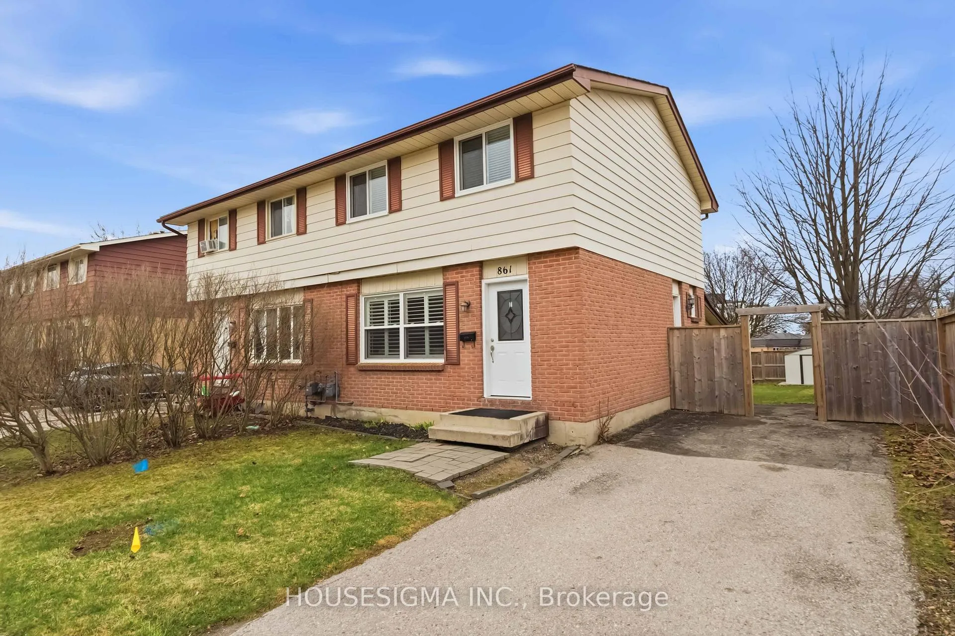 Photo 2 of 861 Dearness Drive, London, South Y — HOMEH