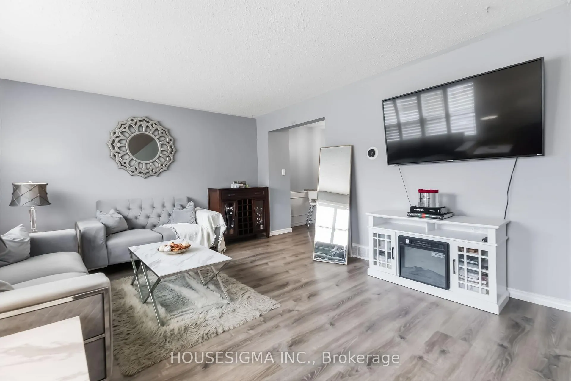 Photo 5 of 861 Dearness Drive, London, South Y — HOMEH