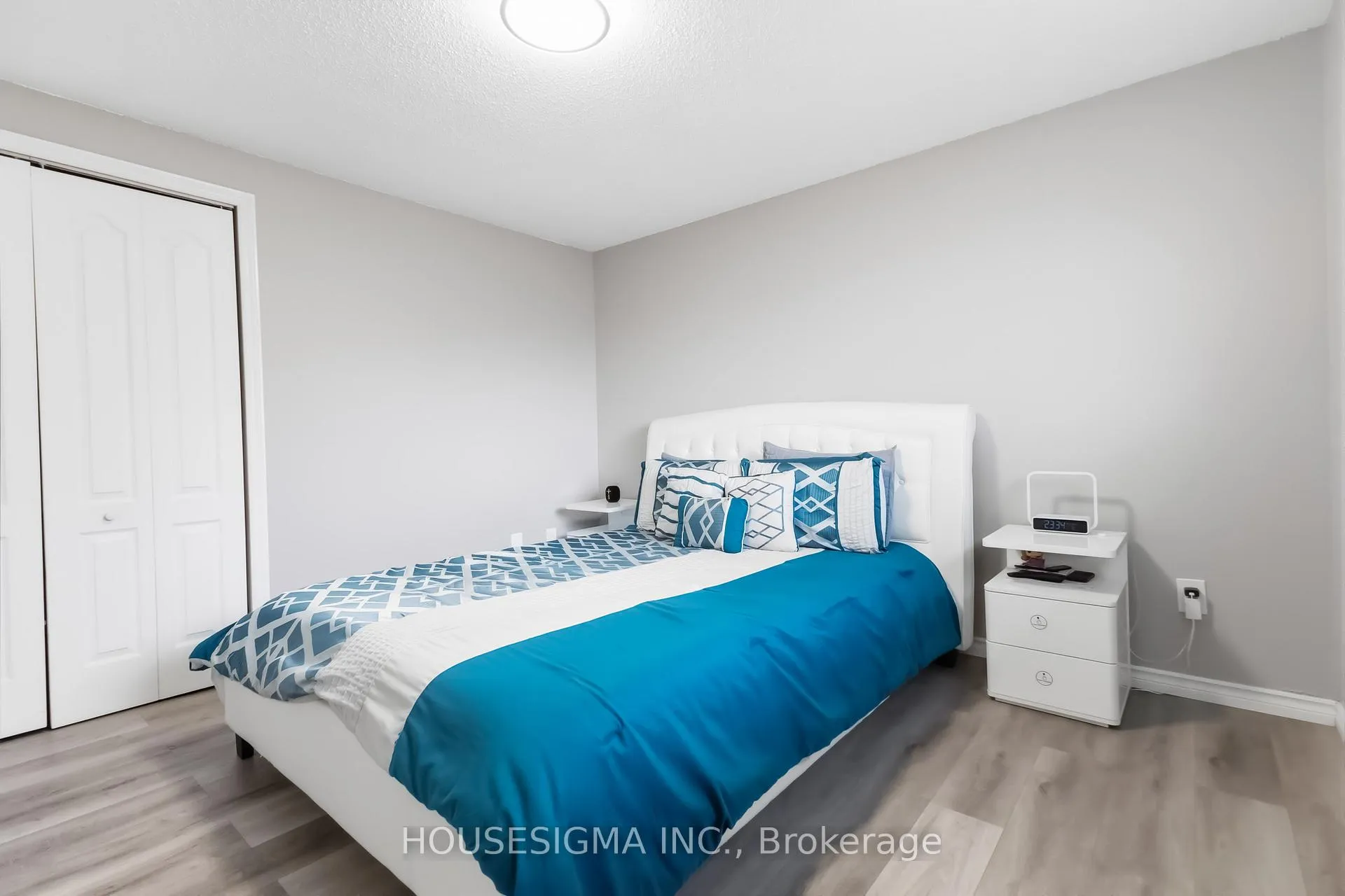 Photo 24 of 861 Dearness Drive, London, South Y — HOMEH