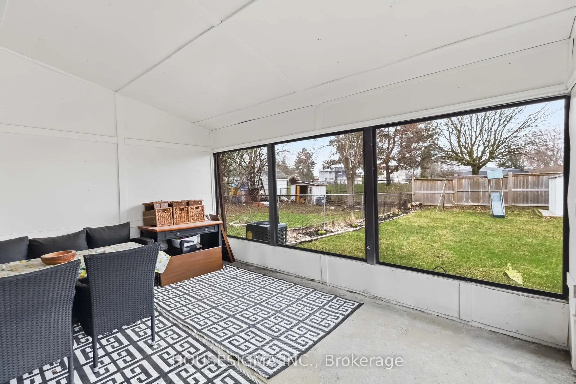 Photo 30 of 861 Dearness Drive, London, South Y — HOMEH