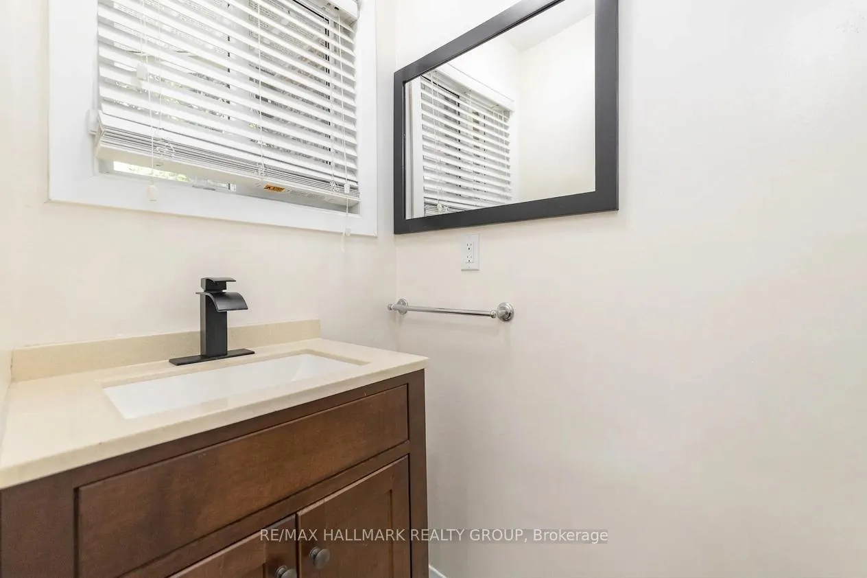 Photo 7 of 6931 Du Bois Avenue, Ottawa, Convent Glen North — HOMEH
