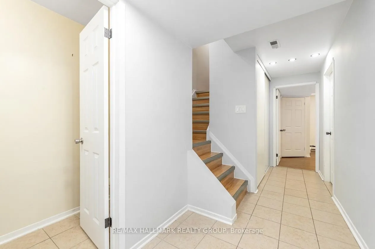 Photo 8 of 6931 Du Bois Avenue, Ottawa, Convent Glen North — HOMEH