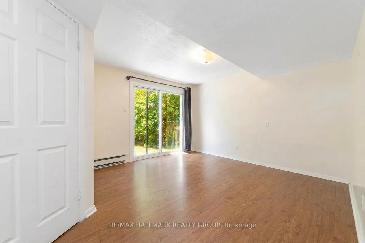 Photo 10 of 6931 Du Bois Avenue, Ottawa, Convent Glen North — HOMEH