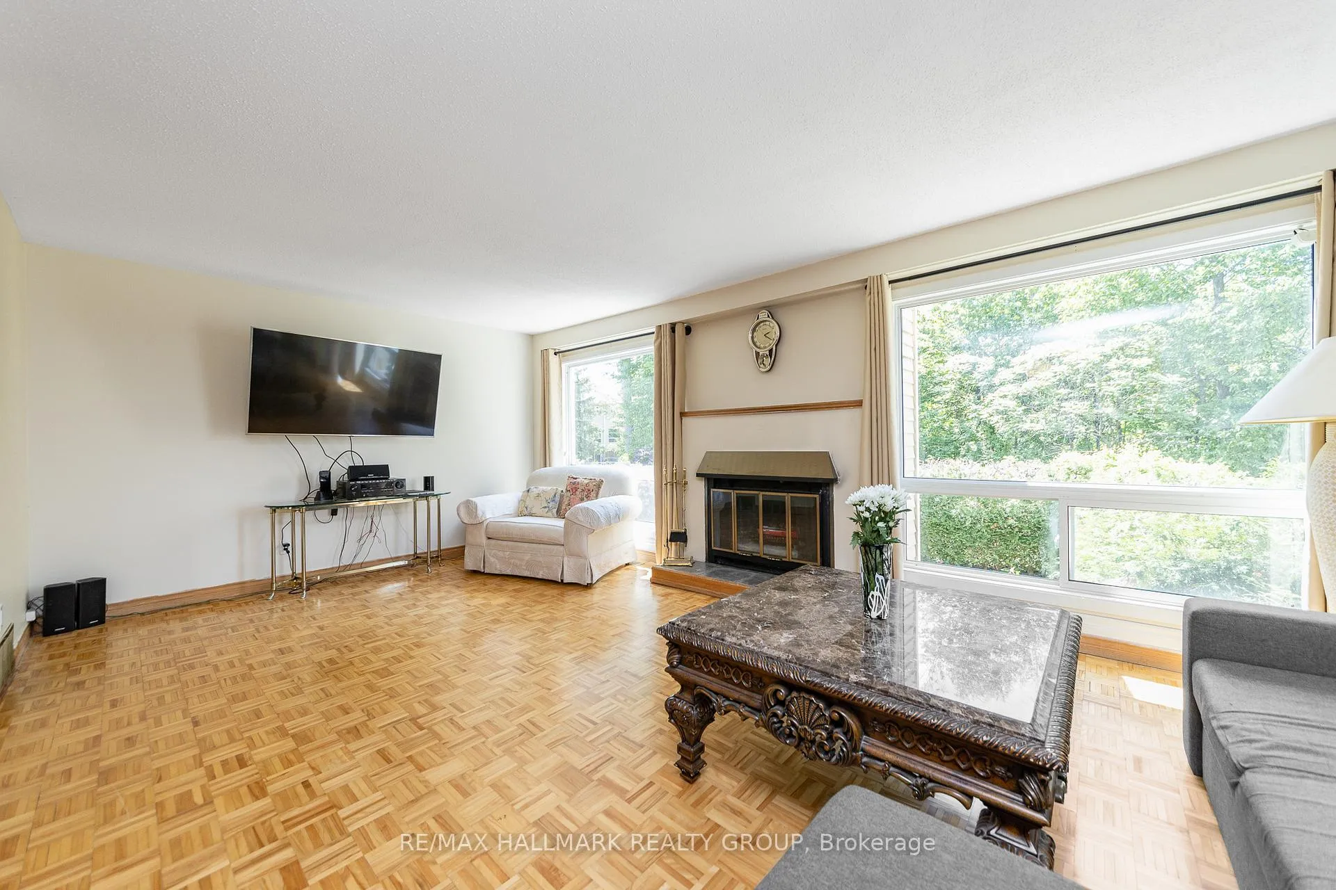 Photo 23 of 6931 Du Bois Avenue, Ottawa, Convent Glen North — HOMEH