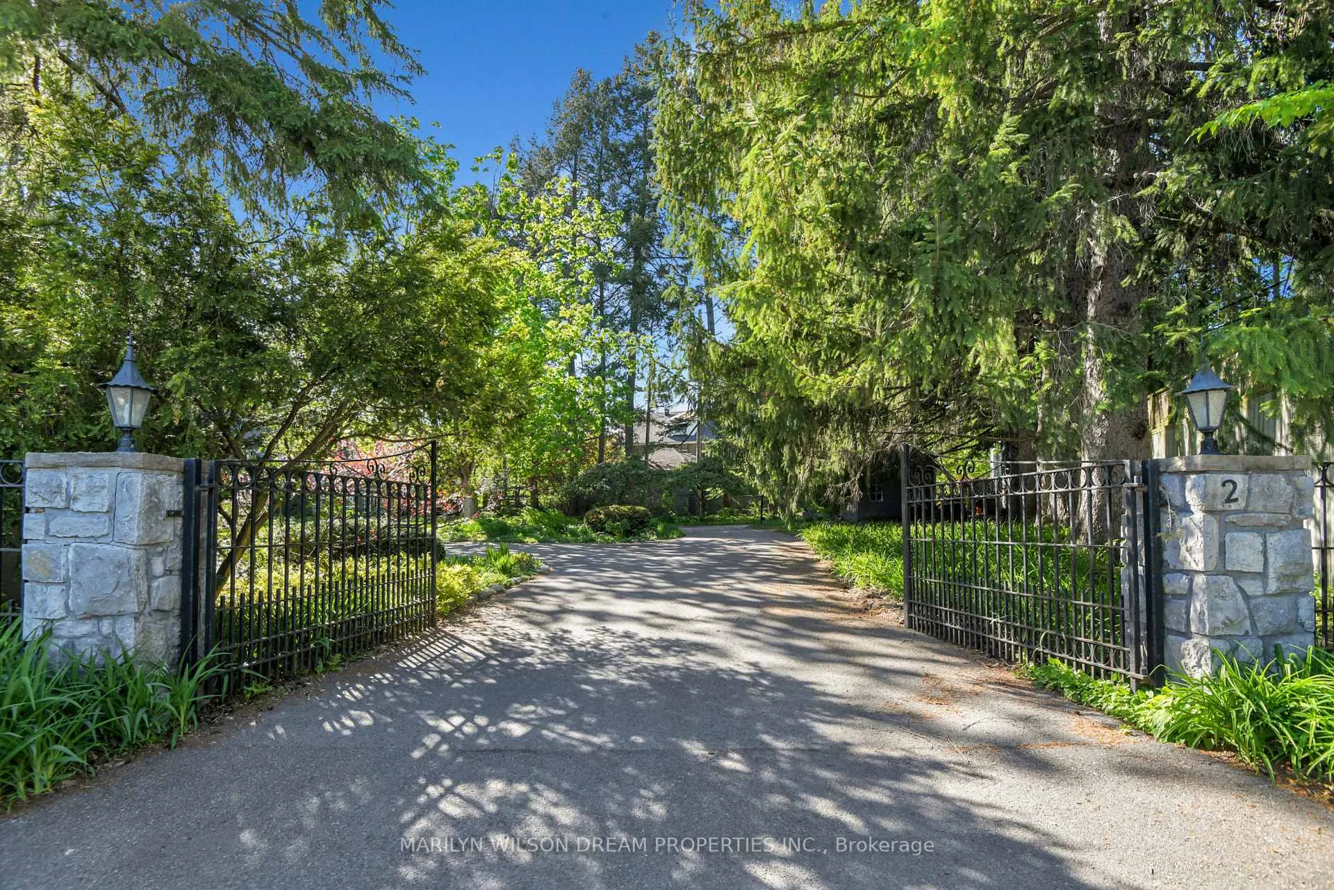 Photo 1 of 2 Lakeview Terrace, Ottawa, Dows Lake — HOMEH