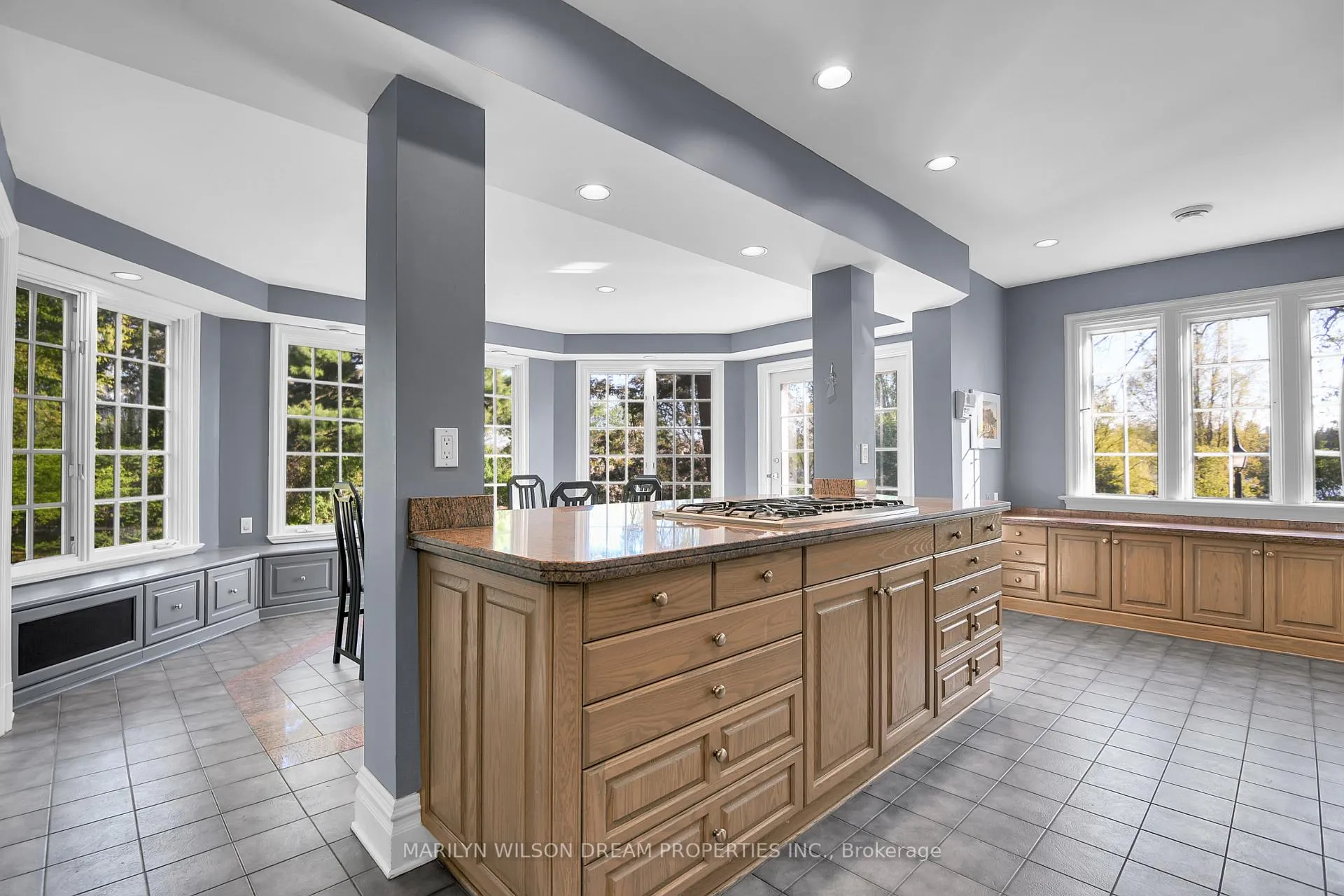 Photo 26 of 2 Lakeview Terrace, Ottawa, Dows Lake — HOMEH
