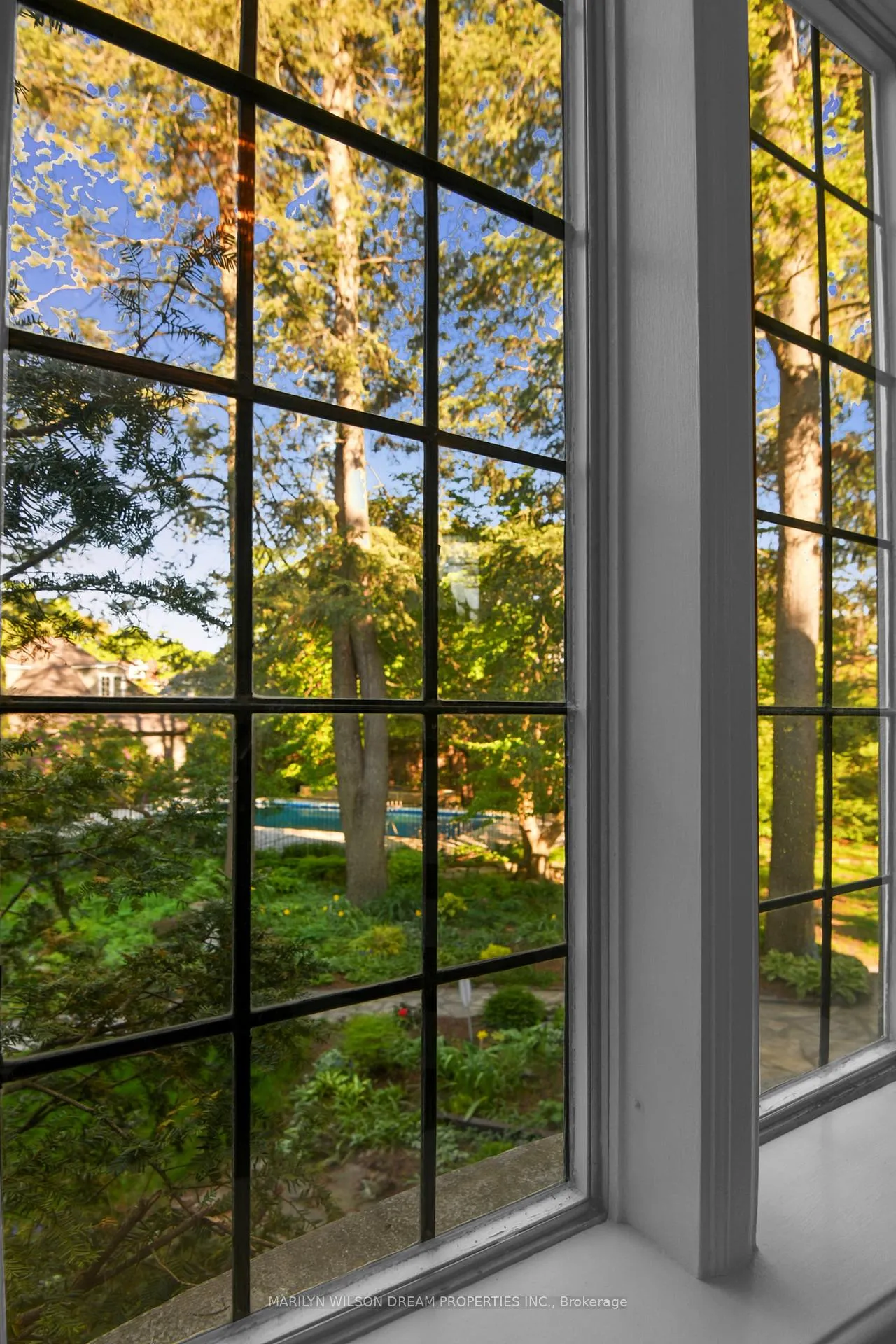 Photo 28 of 2 Lakeview Terrace, Ottawa, Dows Lake — HOMEH