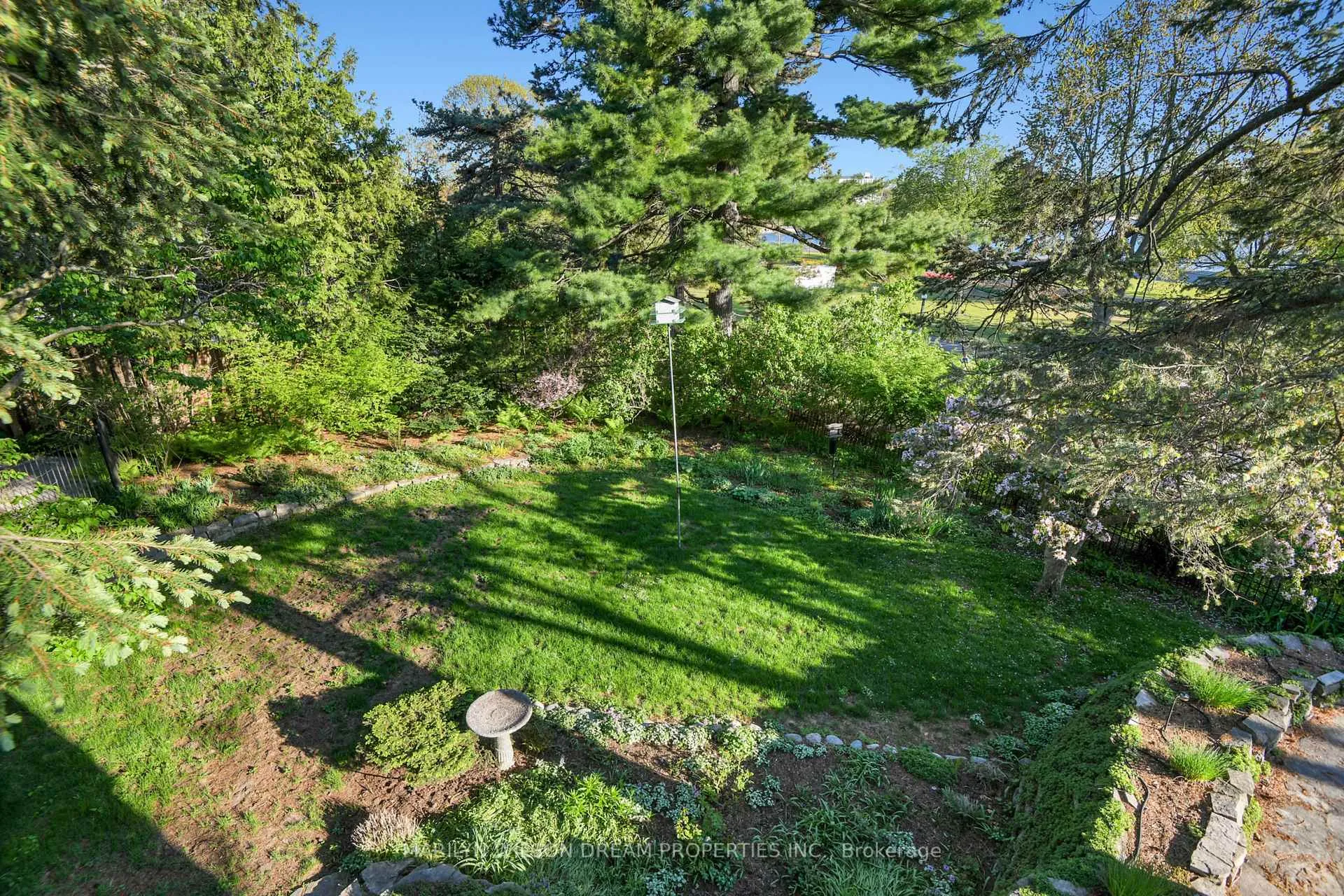 Photo 34 of 2 Lakeview Terrace, Ottawa, Dows Lake — HOMEH