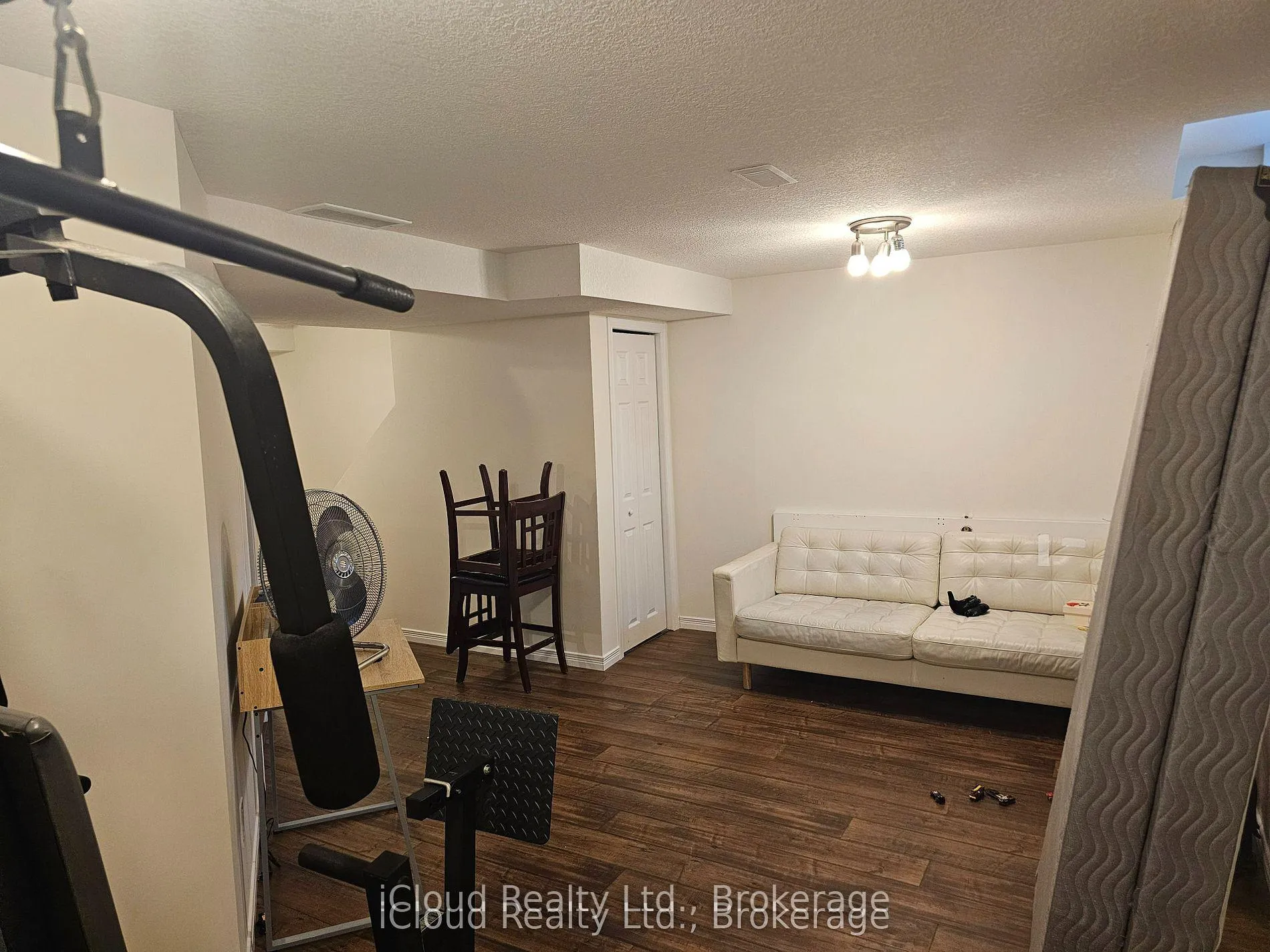 Photo 26 of 458 Misty Crescent, Kitchener — HOMEH