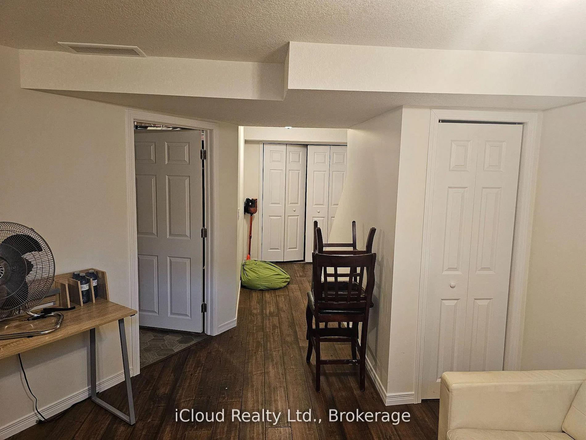 Photo 27 of 458 Misty Crescent, Kitchener — HOMEH