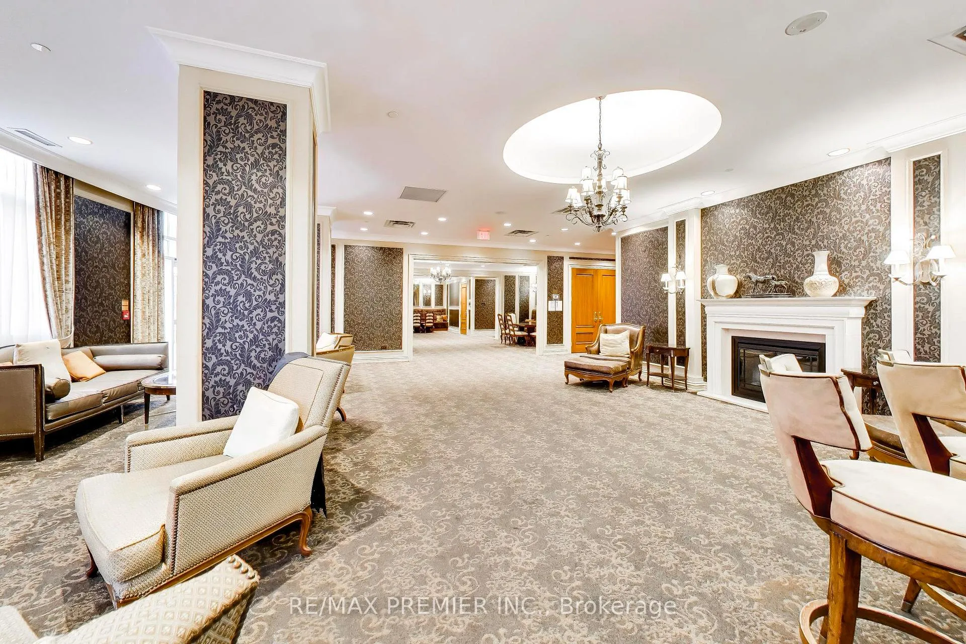 Photo 40 of Unit 1106, 9245 Jane Street, Vaughan, Maple — HOMEH