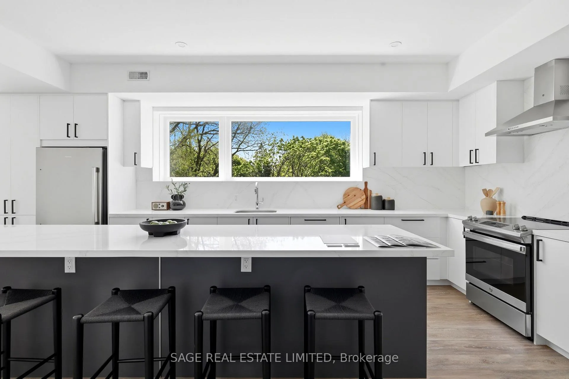 Photo 2 of Unit 21, 35 Birchcliff Avenue, Scarborough, Birchcliffe-Cliffside — HOMEH