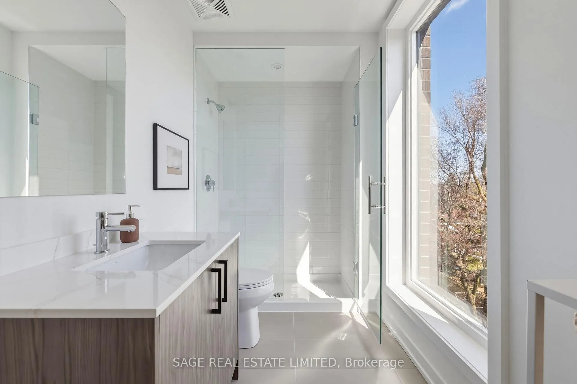 Photo 23 of Unit 21, 35 Birchcliff Avenue, Scarborough, Birchcliffe-Cliffside — HOMEH