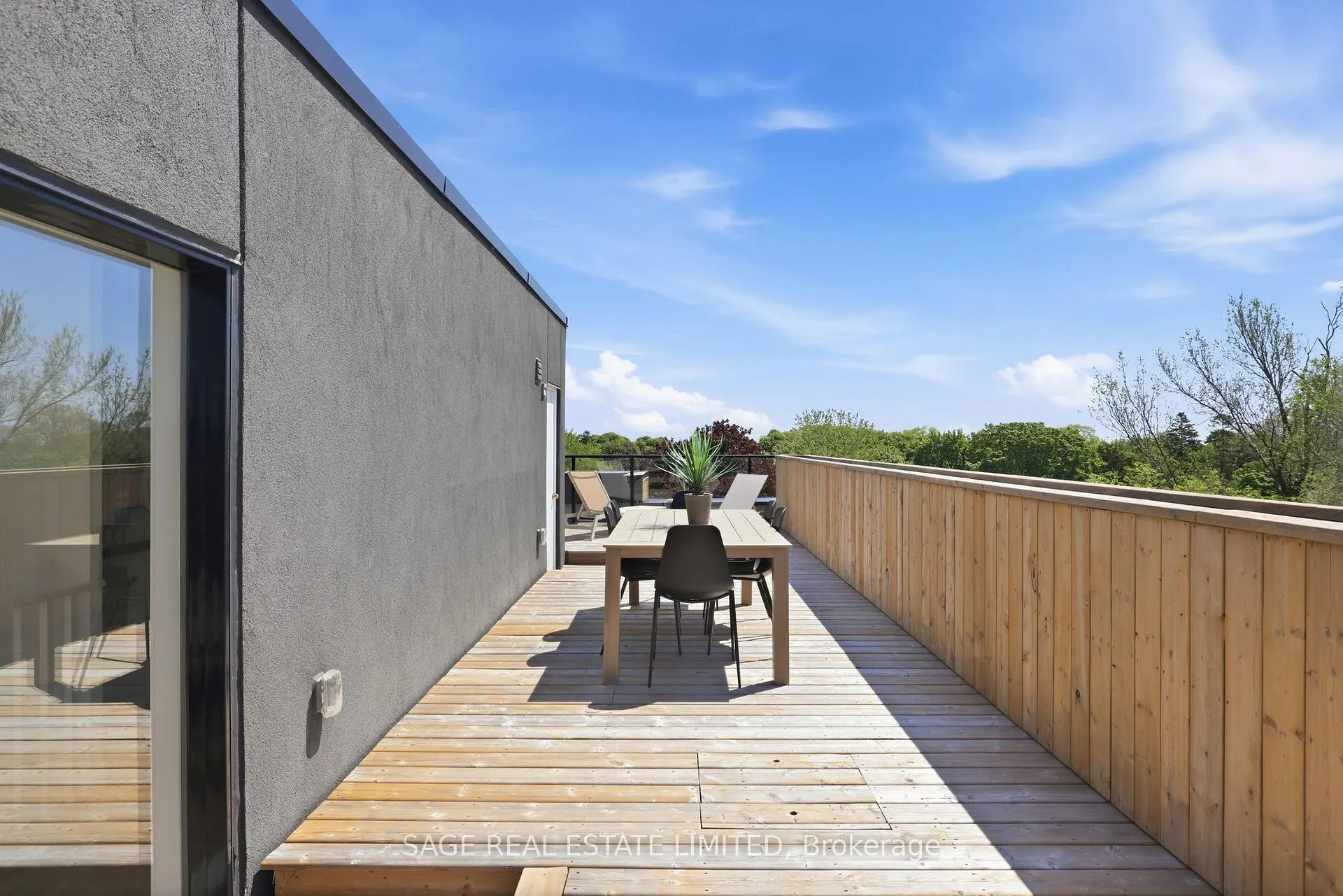 Photo 33 of Unit 21, 35 Birchcliff Avenue, Scarborough, Birchcliffe-Cliffside — HOMEH