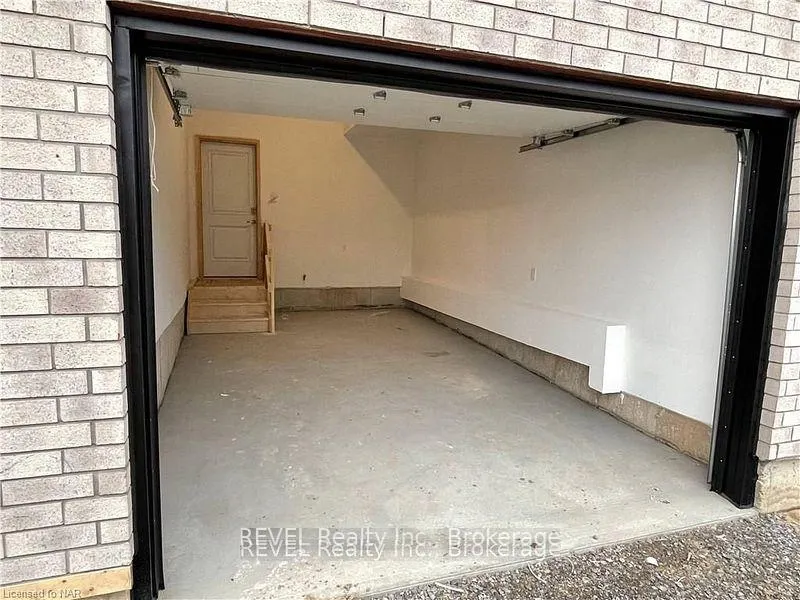 Photo 21 of 86 Summersides Boulevard, Pelham, Fonthill — HOMEH