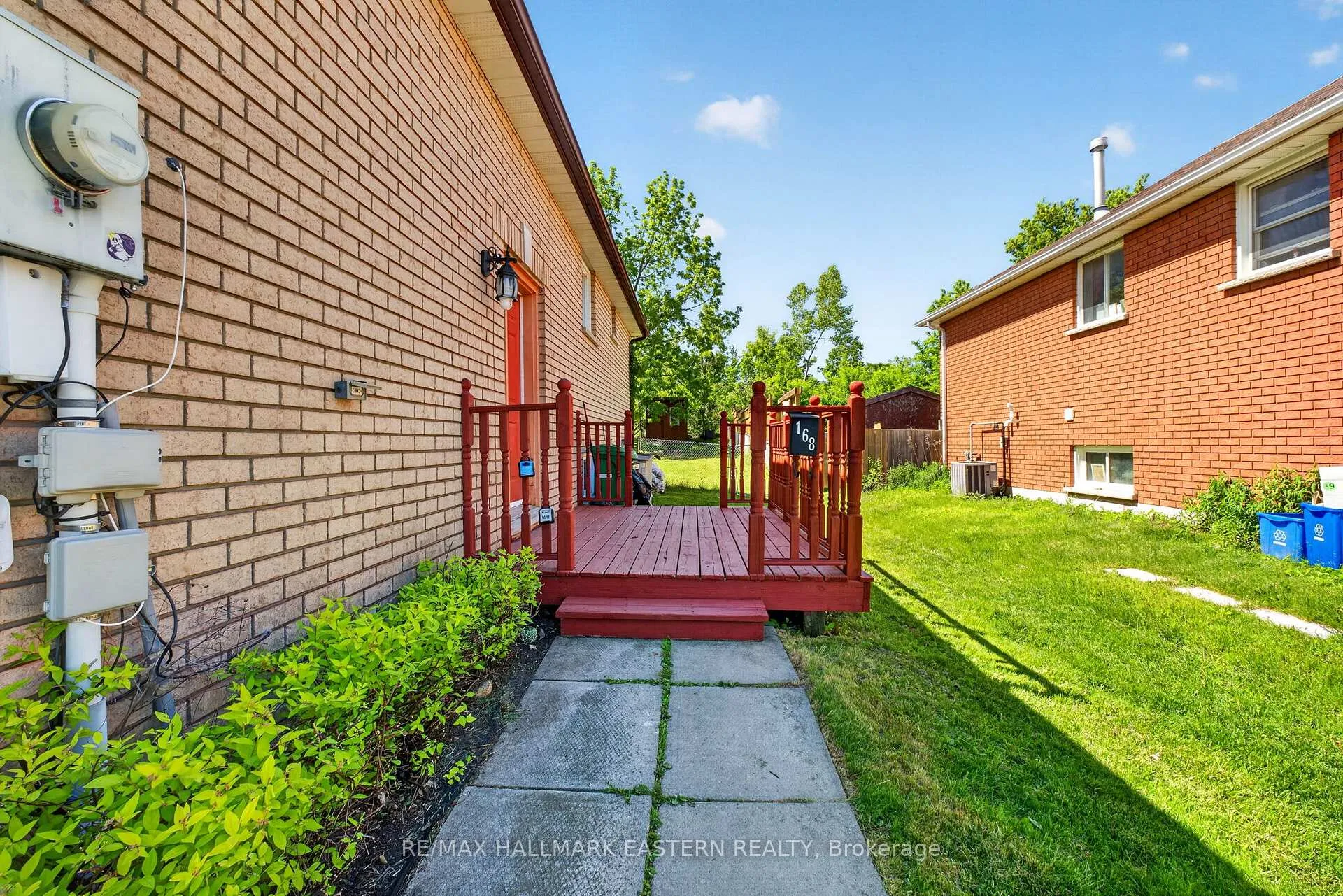 Photo 4 of 168 Towerhill Road N, Peterborough, Northcrest Ward 5 — HOMEH
