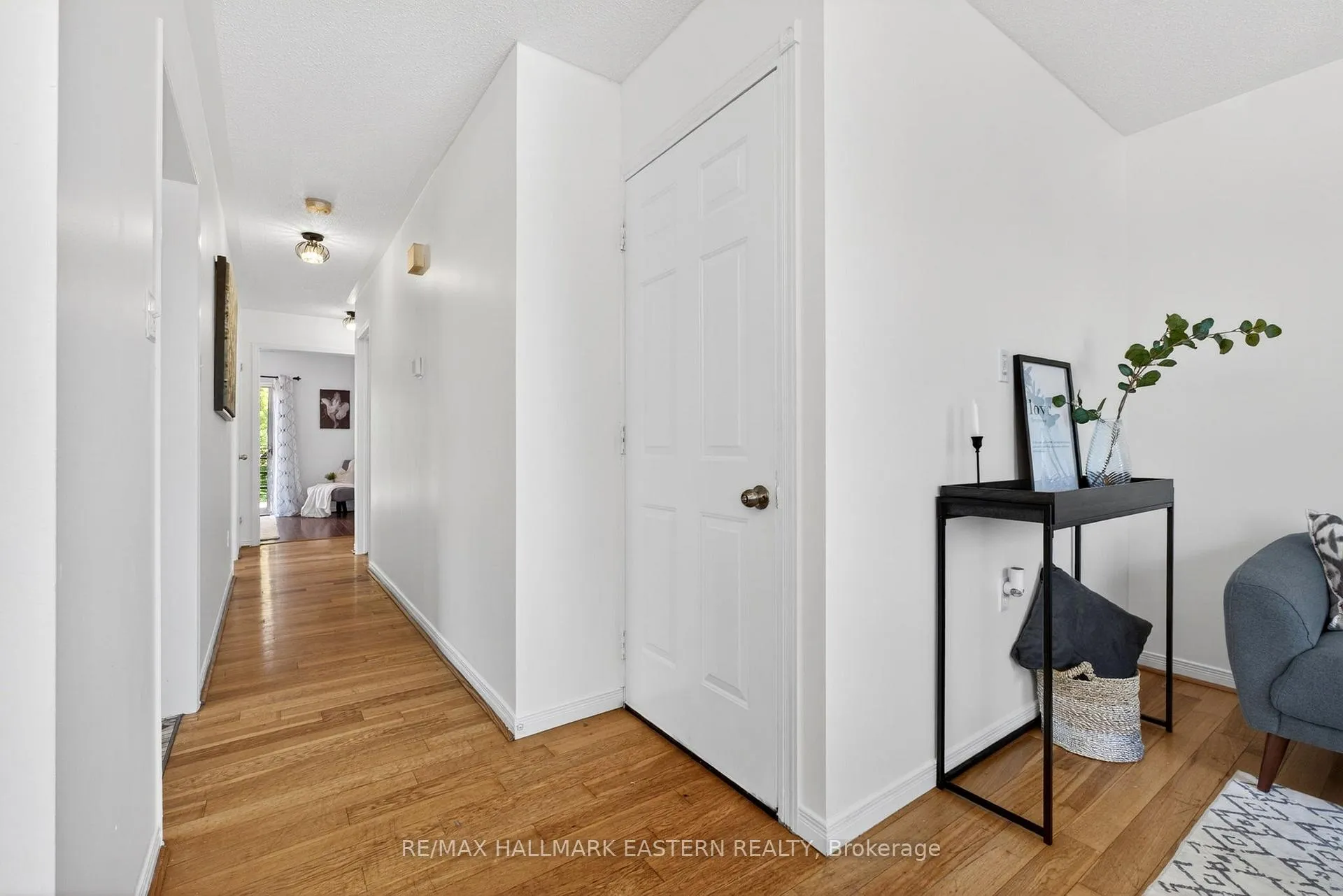 Photo 13 of 168 Towerhill Road N, Peterborough, Northcrest Ward 5 — HOMEH
