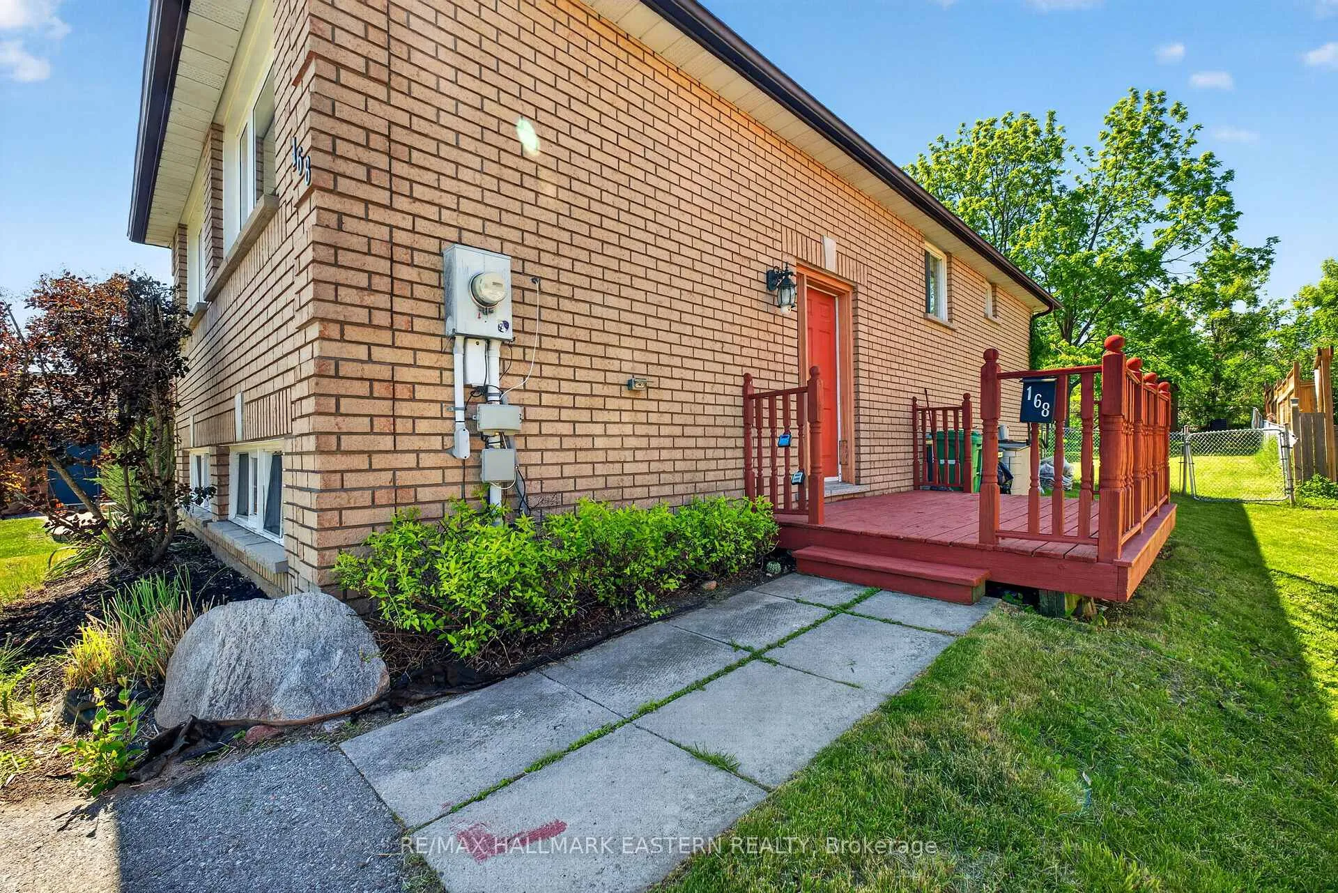 Photo 22 of 168 Towerhill Road N, Peterborough, Northcrest Ward 5 — HOMEH