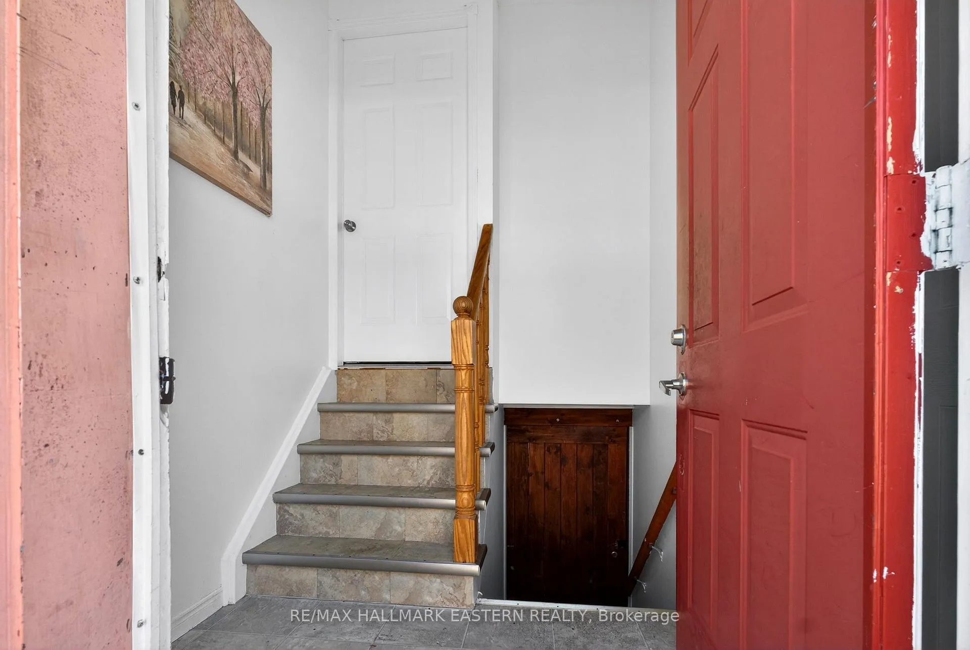 Photo 31 of 168 Towerhill Road N, Peterborough, Northcrest Ward 5 — HOMEH