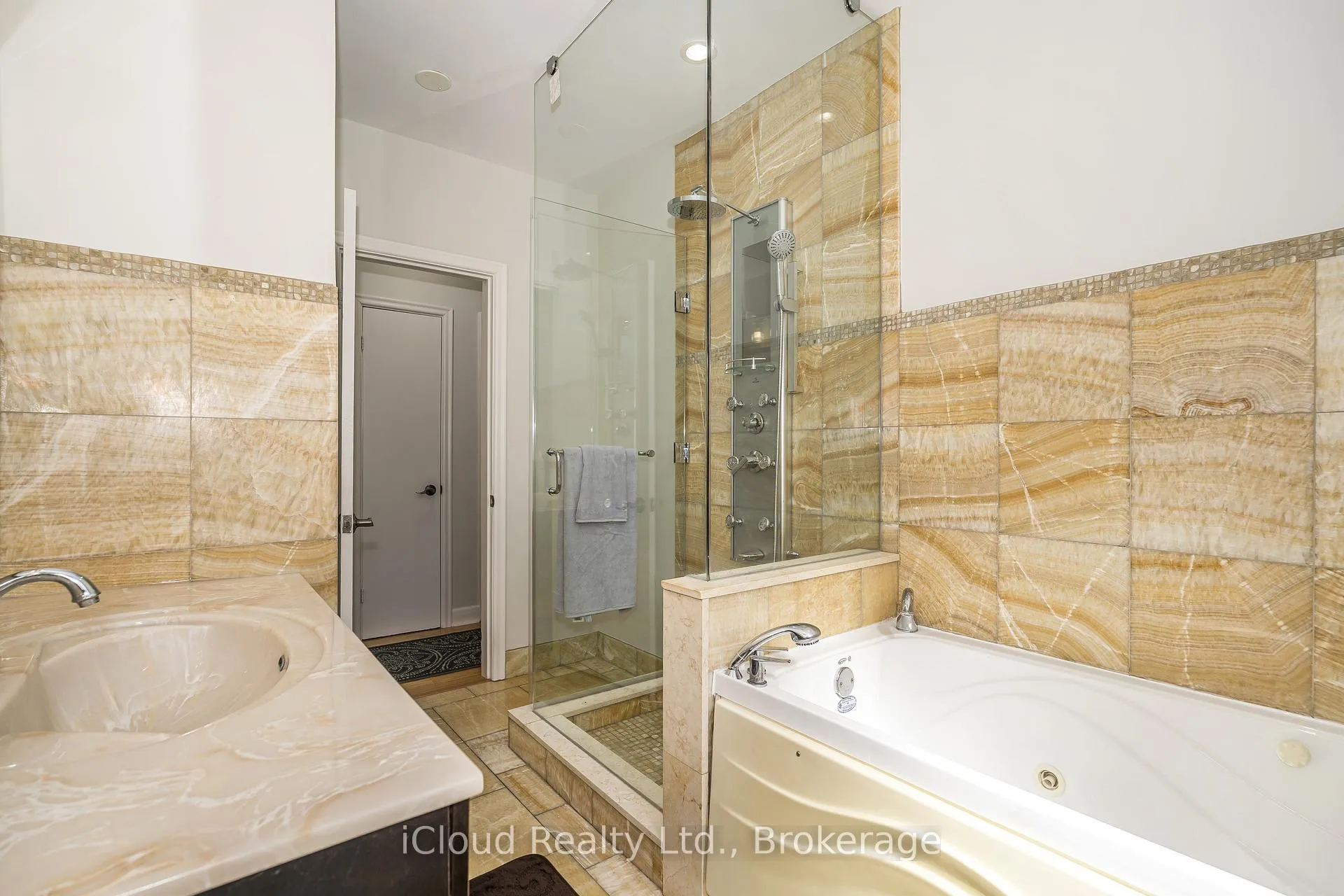 Photo 16 of 127 Silverhill Drive, Etobicoke, Islington-City Centre West — HOMEH