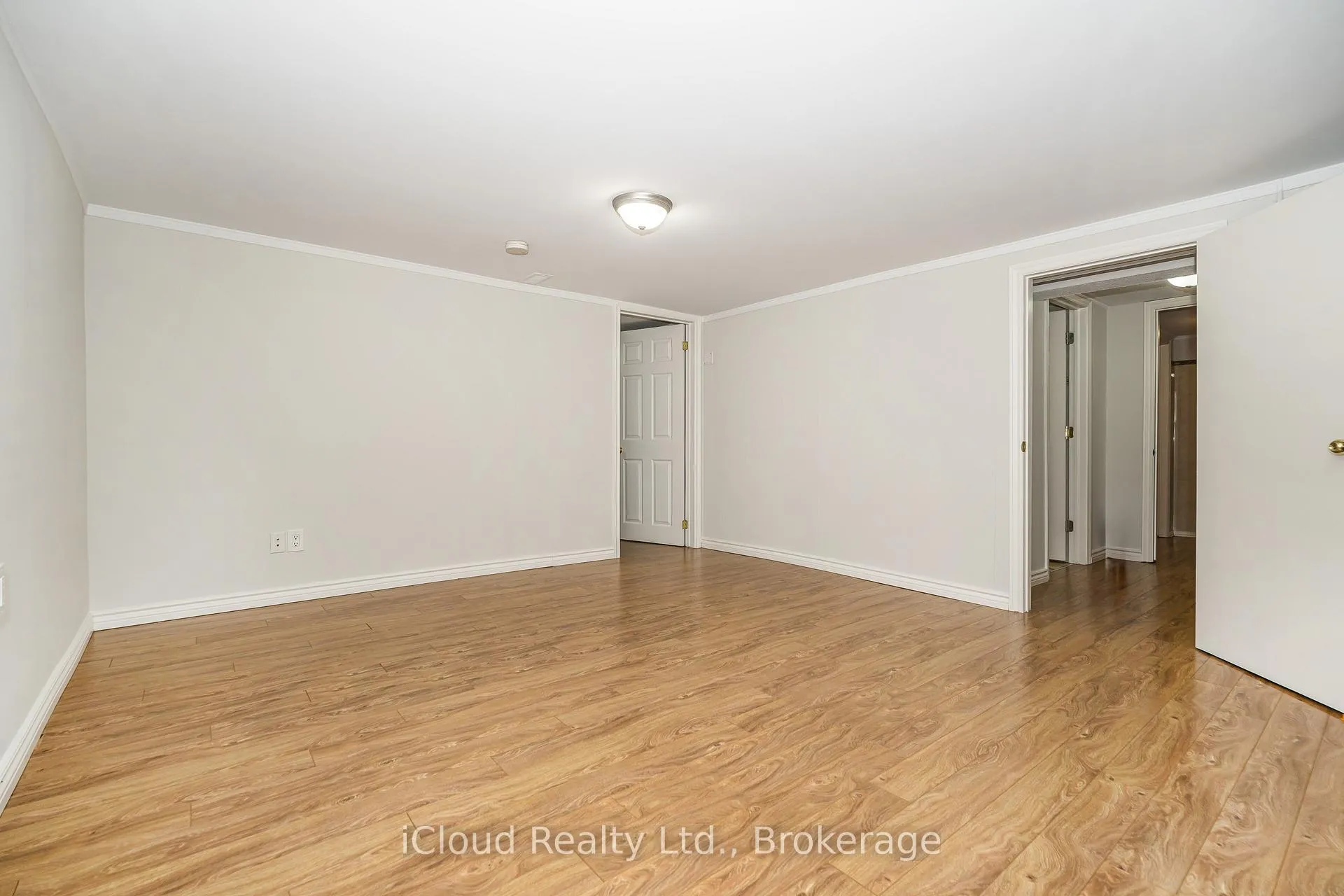 Photo 25 of 127 Silverhill Drive, Etobicoke, Islington-City Centre West — HOMEH