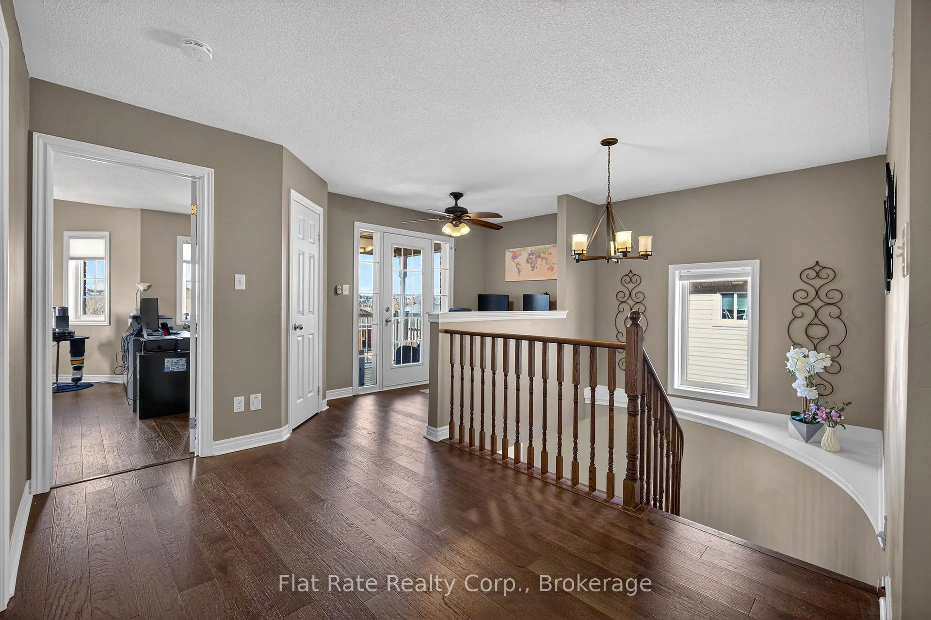 Photo 18 of 1570 Scollard Crescent, Peterborough, Ashburnham Ward 4 — HOMEH