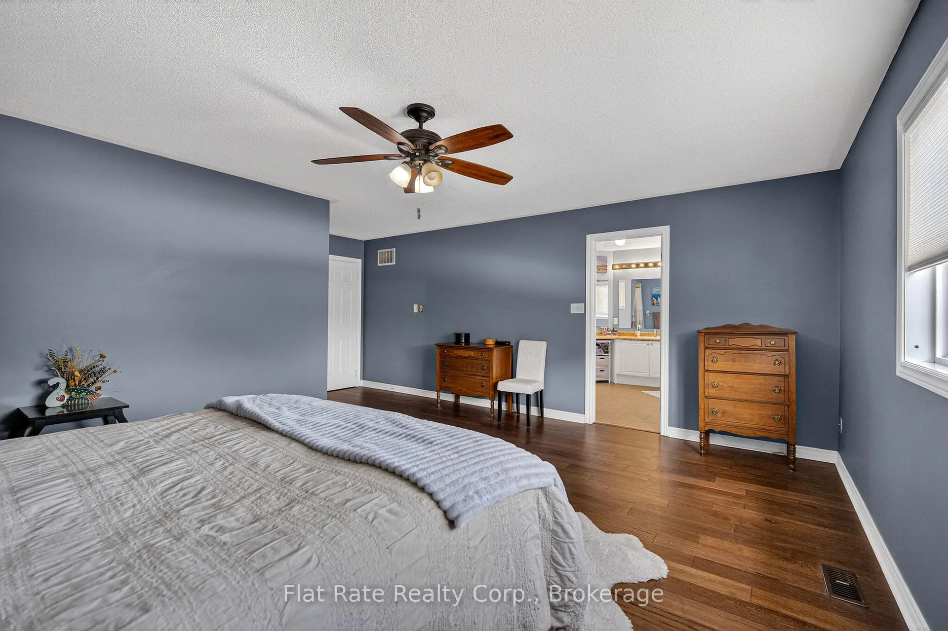Photo 22 of 1570 Scollard Crescent, Peterborough, Ashburnham Ward 4 — HOMEH