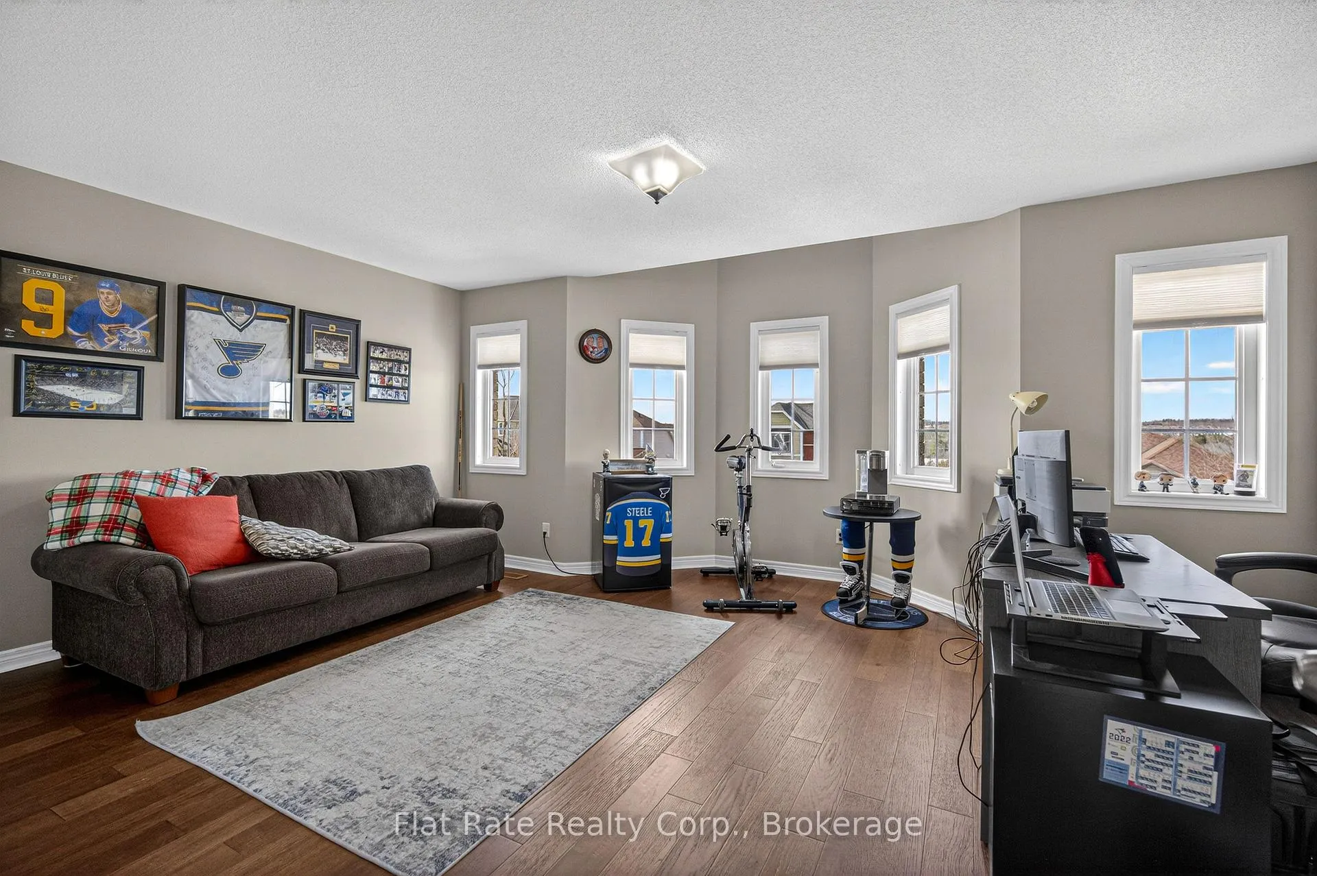 Photo 28 of 1570 Scollard Crescent, Peterborough, Ashburnham Ward 4 — HOMEH
