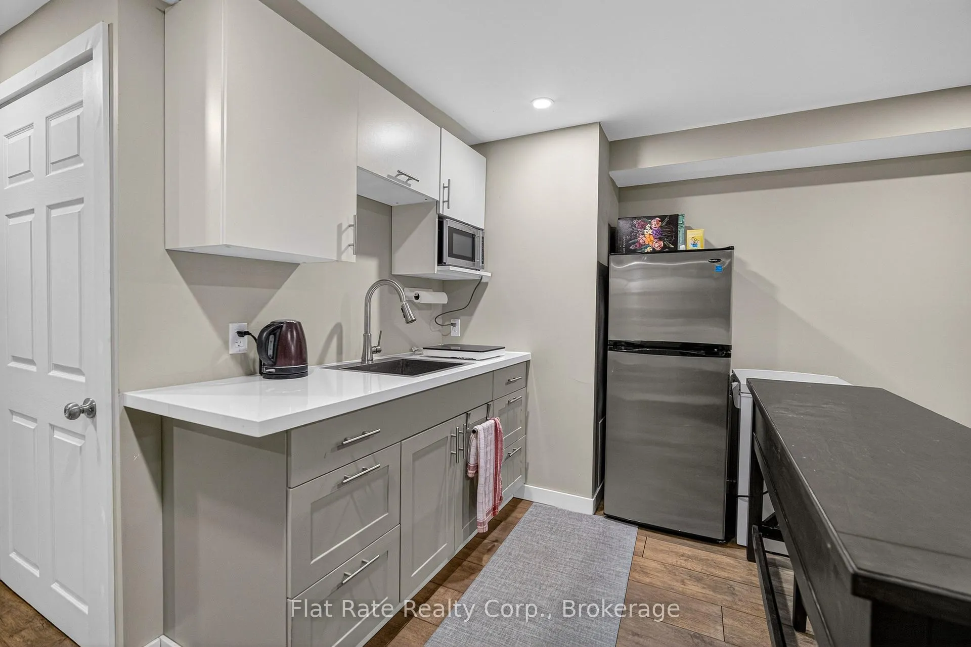 Photo 38 of 1570 Scollard Crescent, Peterborough, Ashburnham Ward 4 — HOMEH