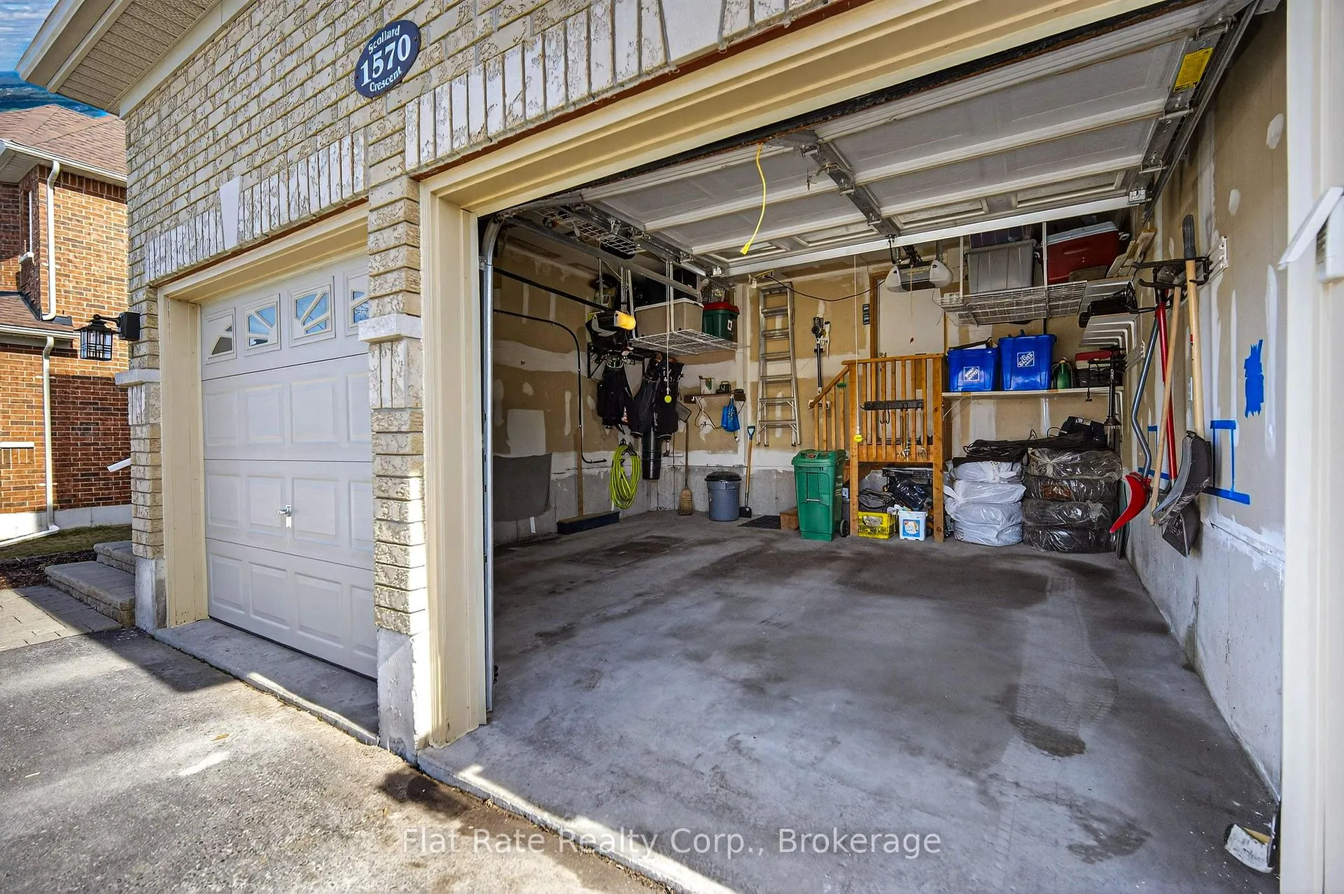 Photo 44 of 1570 Scollard Crescent, Peterborough, Ashburnham Ward 4 — HOMEH