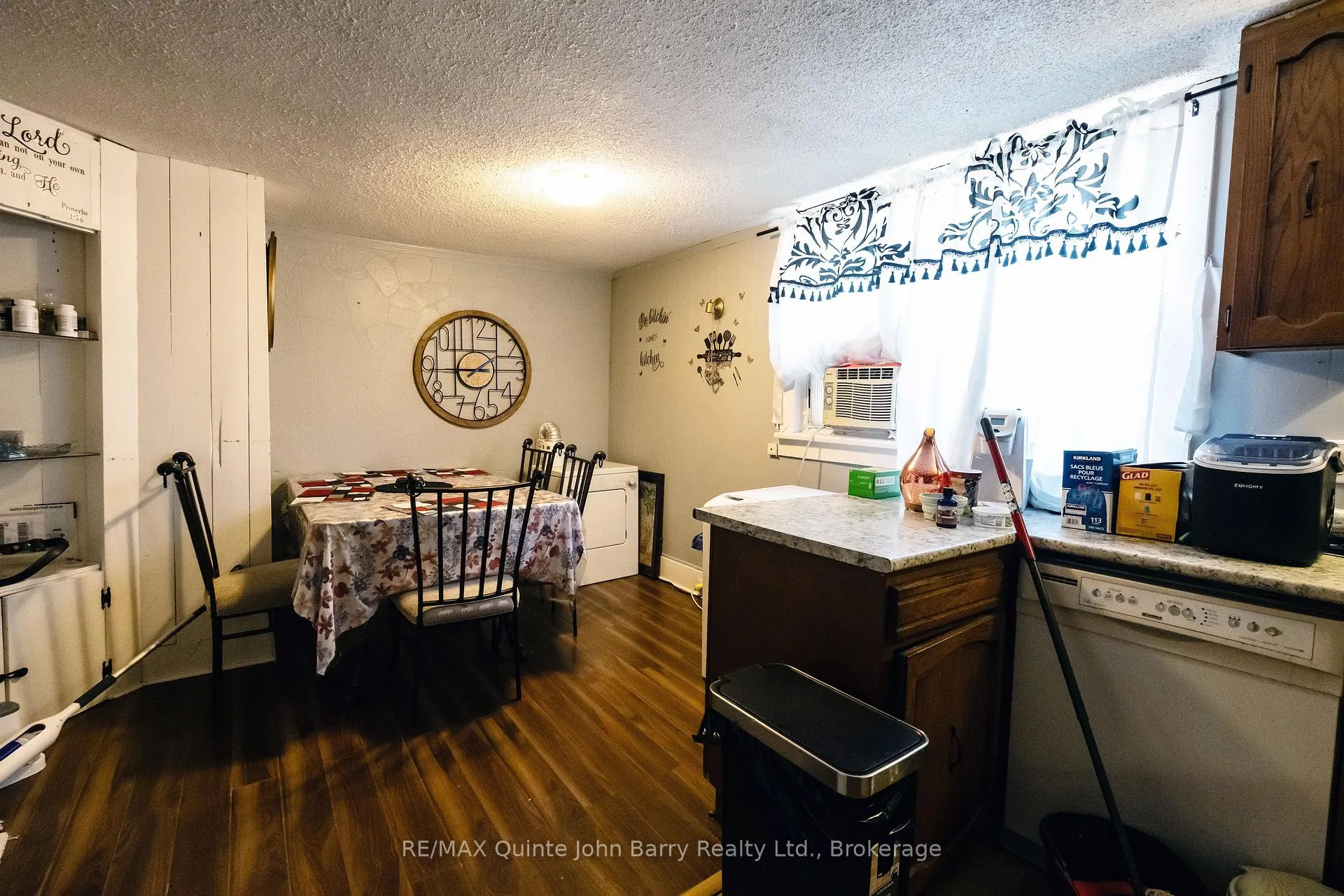 Photo 39 of 15 Mercia Street, Quinte West, Trenton Ward — HOMEH