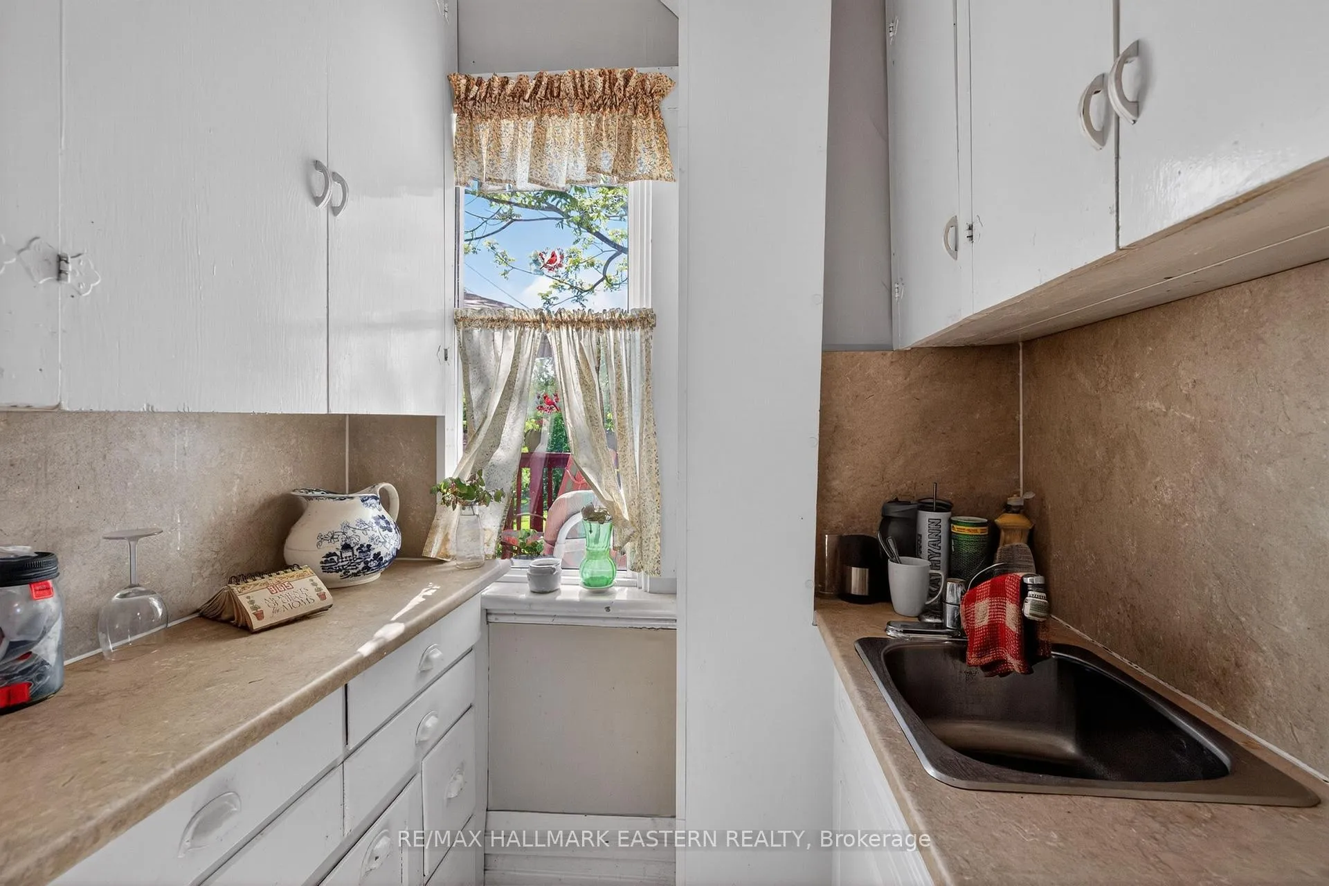 Photo 25 of 45 Spring Street, Asphodel-Norwood, Norwood — HOMEH