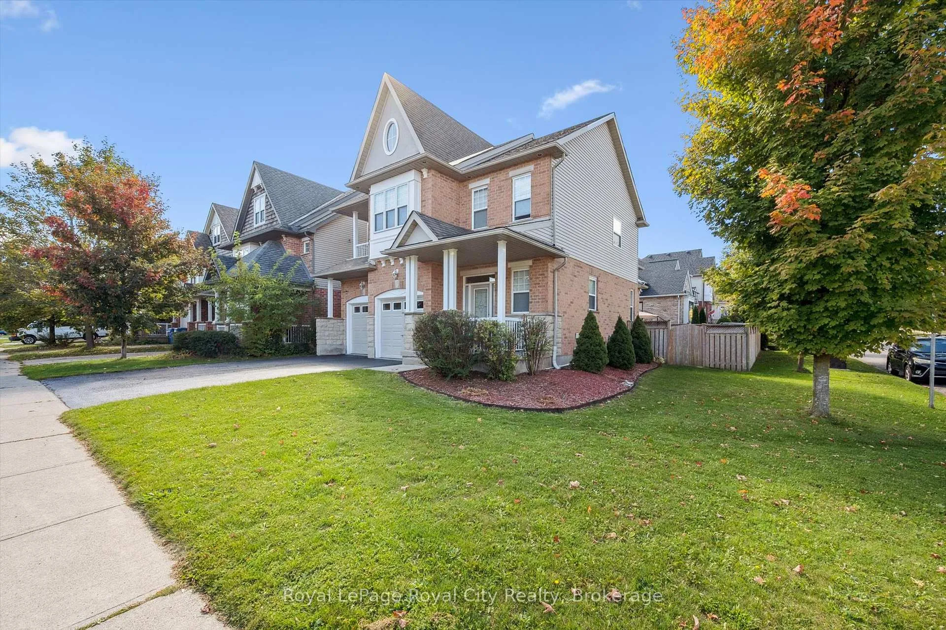 Photo 5 of 273 Carrington Drive, Guelph, Kortright West — HOMEH