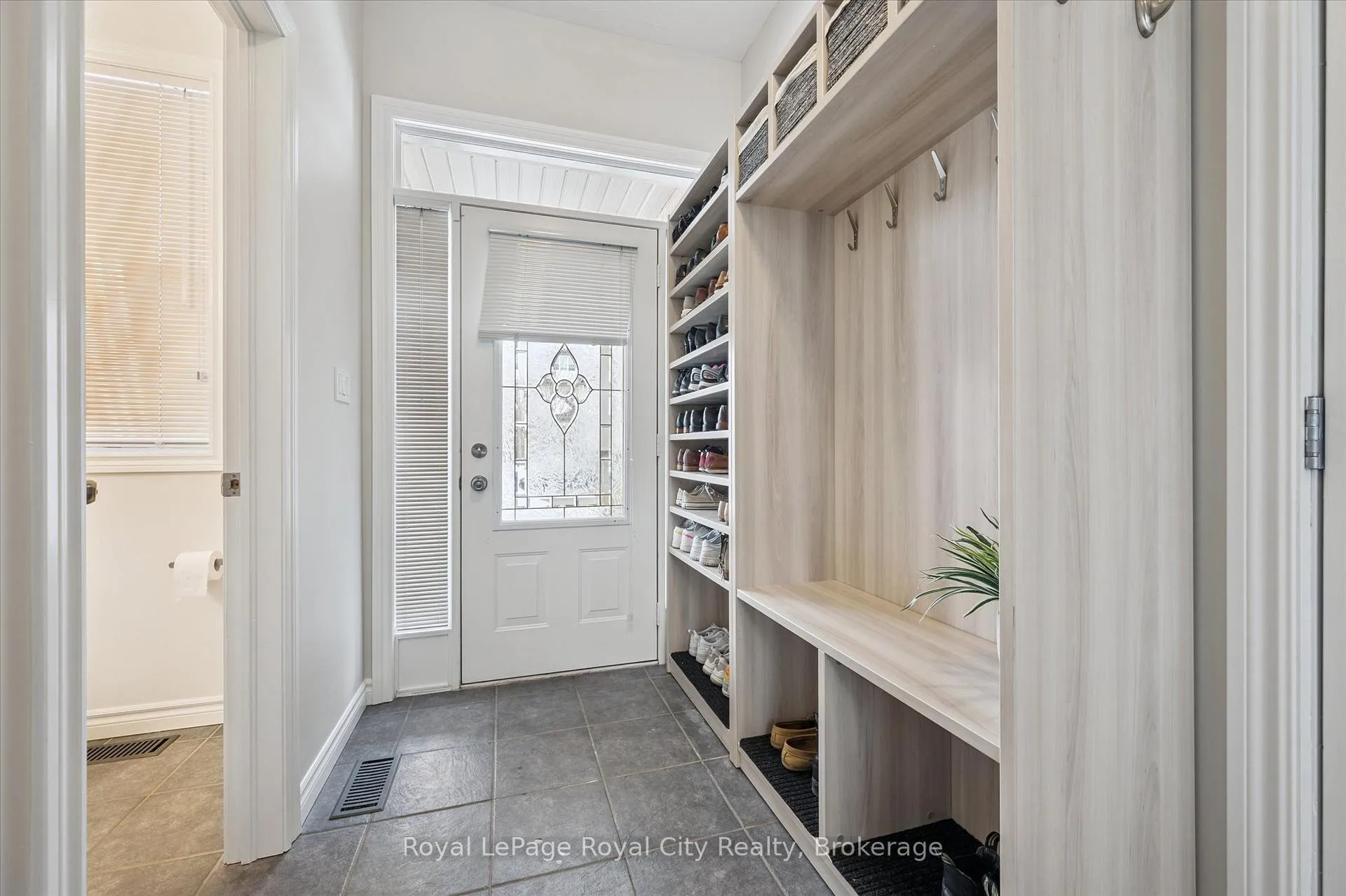 Photo 7 of 273 Carrington Drive, Guelph, Kortright West — HOMEH