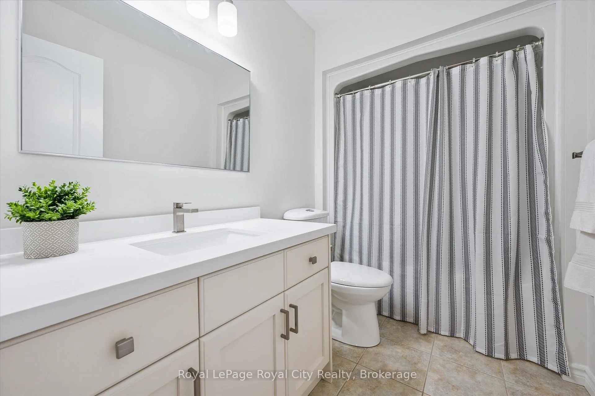 Photo 28 of 273 Carrington Drive, Guelph, Kortright West — HOMEH