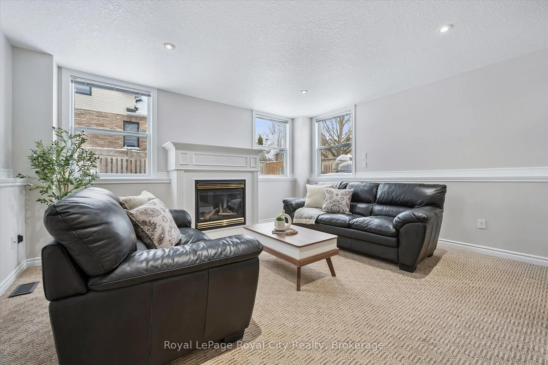 Photo 37 of 273 Carrington Drive, Guelph, Kortright West — HOMEH