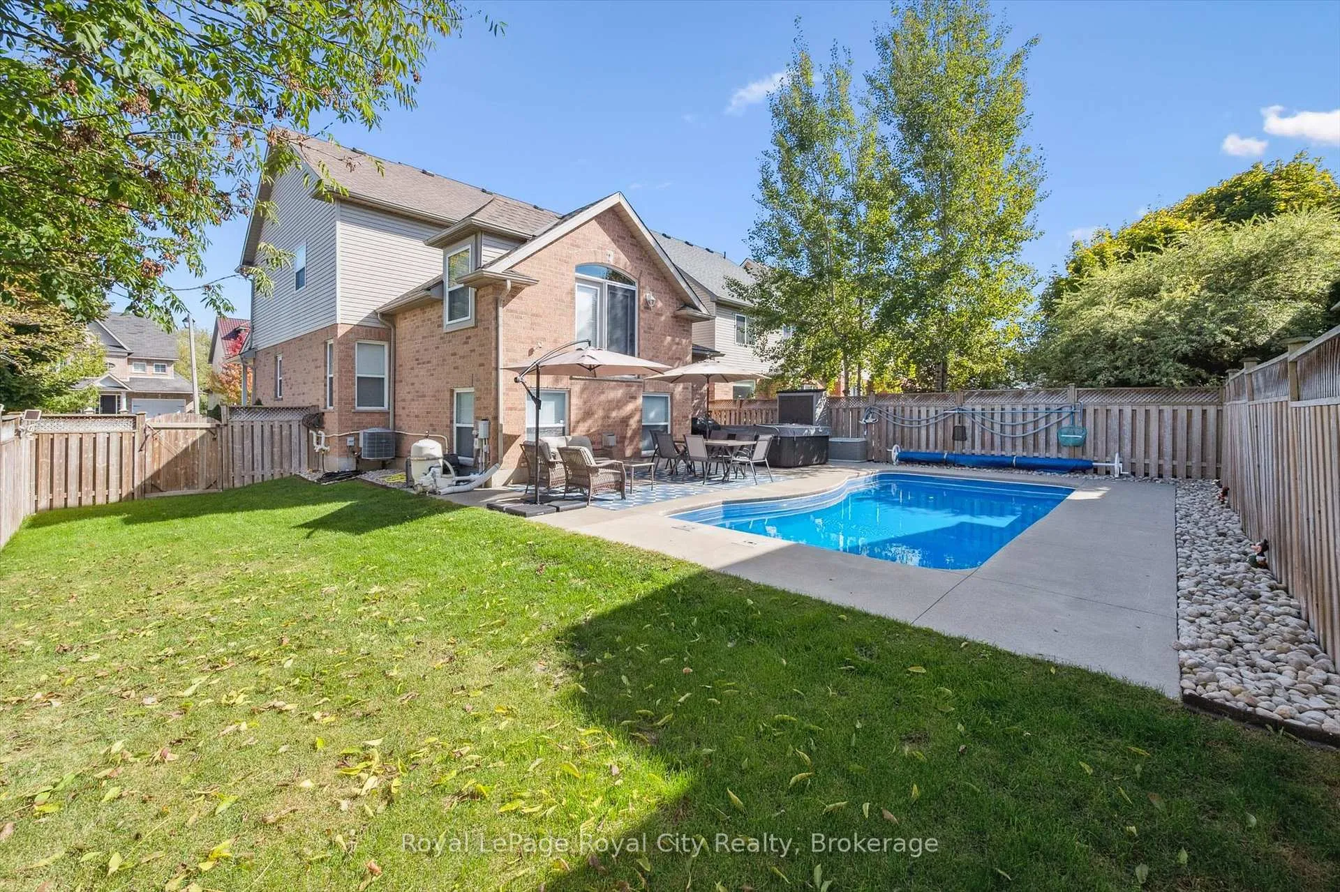 Photo 43 of 273 Carrington Drive, Guelph, Kortright West — HOMEH