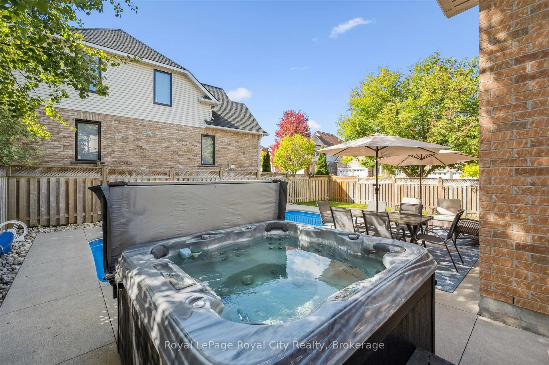 Photo 48 of 273 Carrington Drive, Guelph, Kortright West — HOMEH