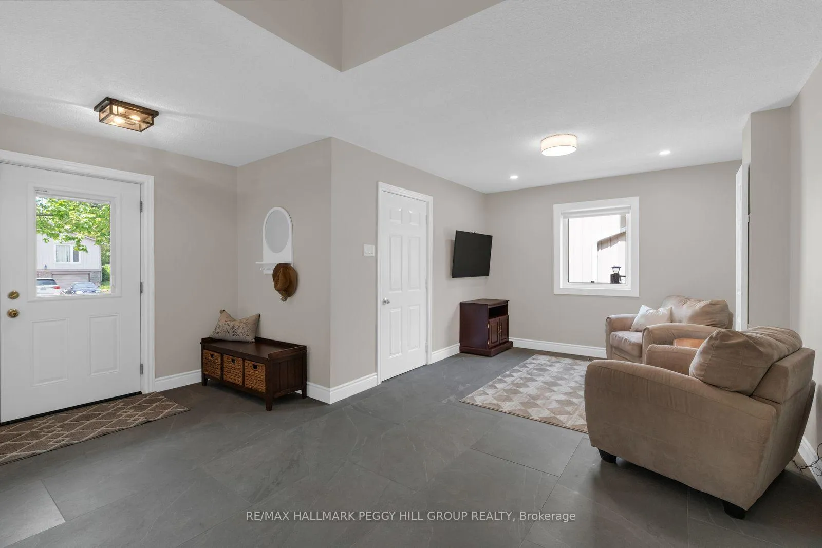 Photo 6 of 49 Noam Drive, Barrie, Sunnidale — HOMEH