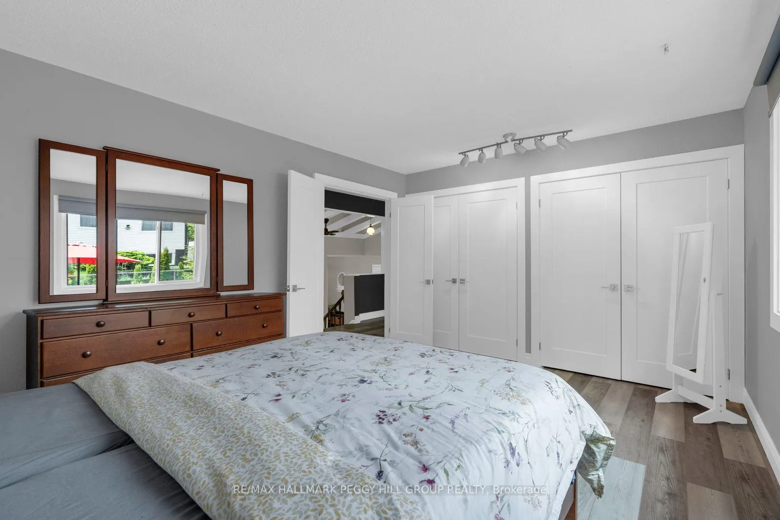 Photo 14 of 49 Noam Drive, Barrie, Sunnidale — HOMEH