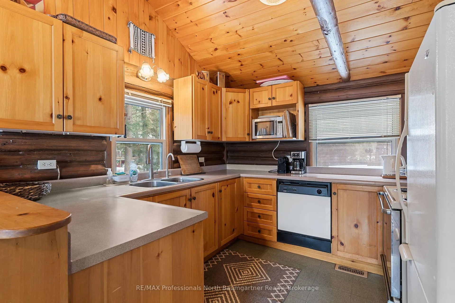 Photo 9 of 1012 Coulson Lane, Highlands East, Glamorgan — HOMEH