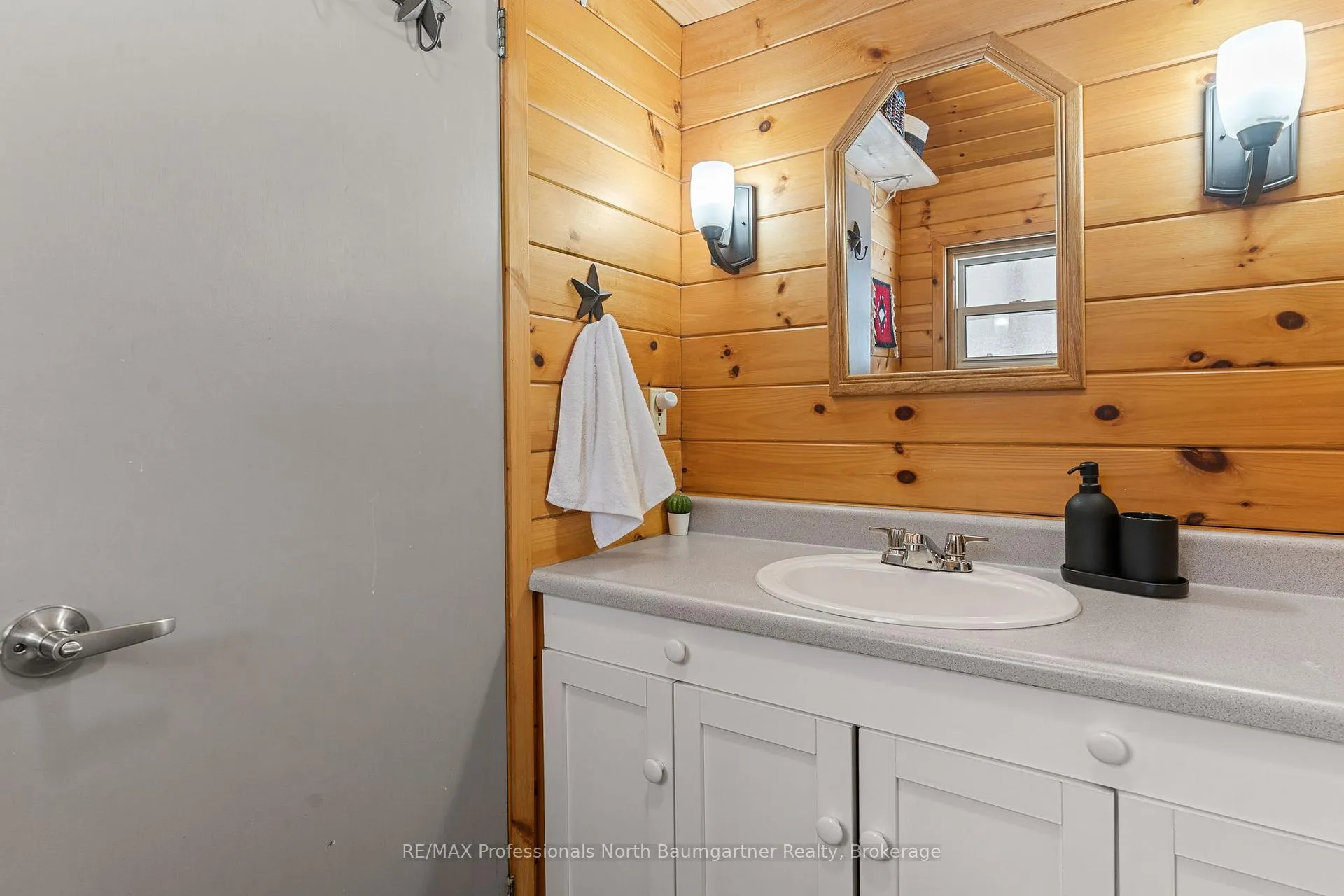 Photo 14 of 1012 Coulson Lane, Highlands East, Glamorgan — HOMEH