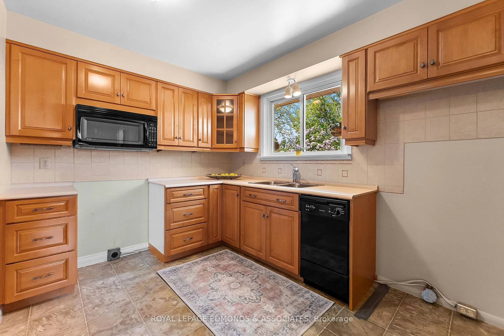 Photo 16 of 397 Chamberlain Street, Pembroke — HOMEH