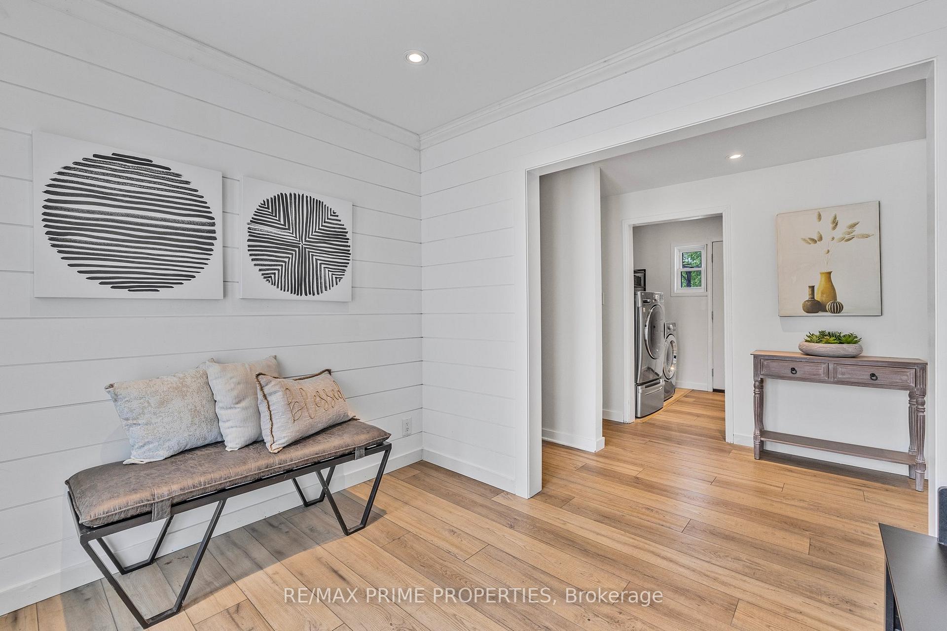 Photo 5 of 126 Pinecrest Road, Georgina, Pefferlaw — HOMEH
