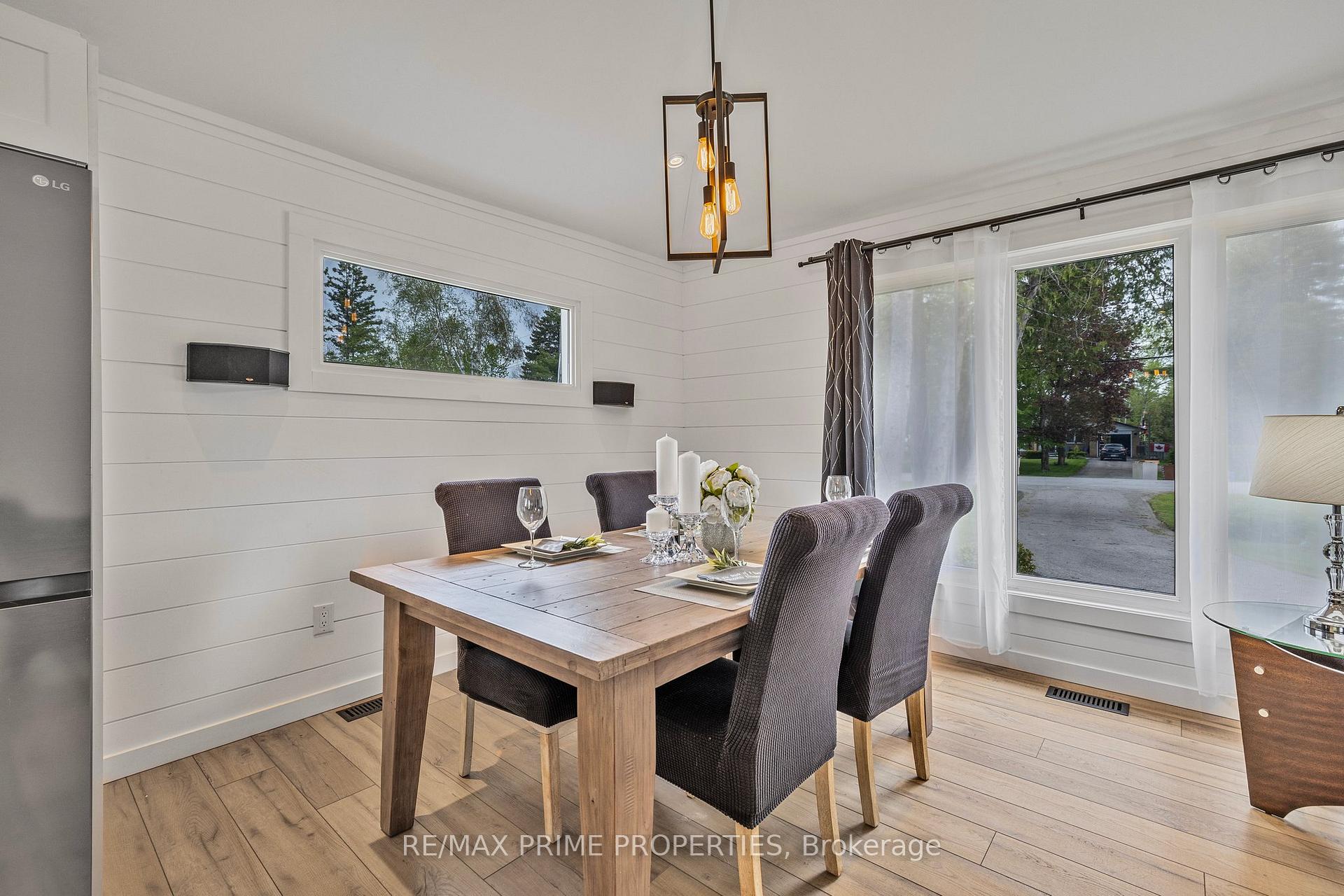 Photo 9 of 126 Pinecrest Road, Georgina, Pefferlaw — HOMEH