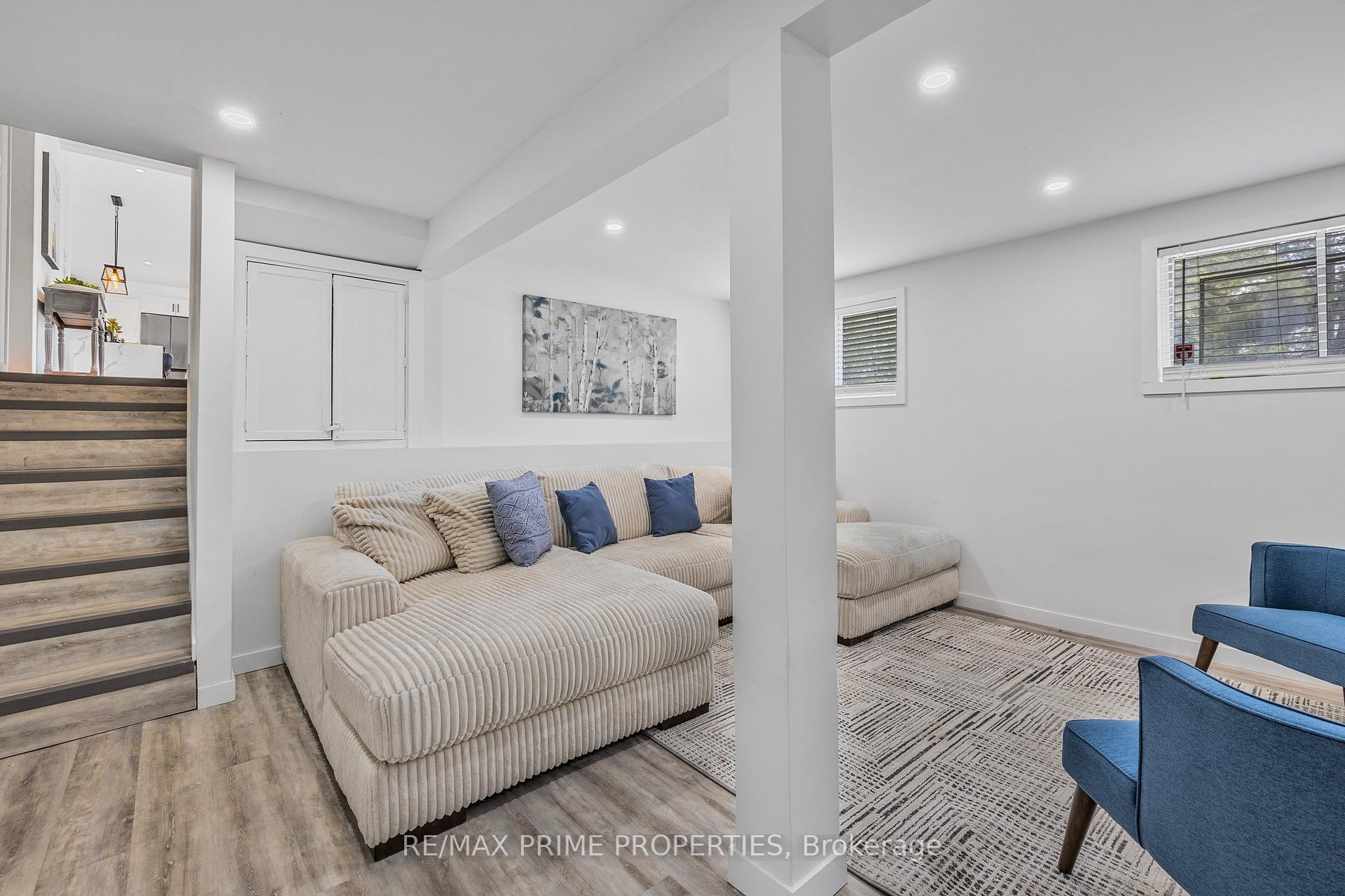 Photo 24 of 126 Pinecrest Road, Georgina, Pefferlaw — HOMEH
