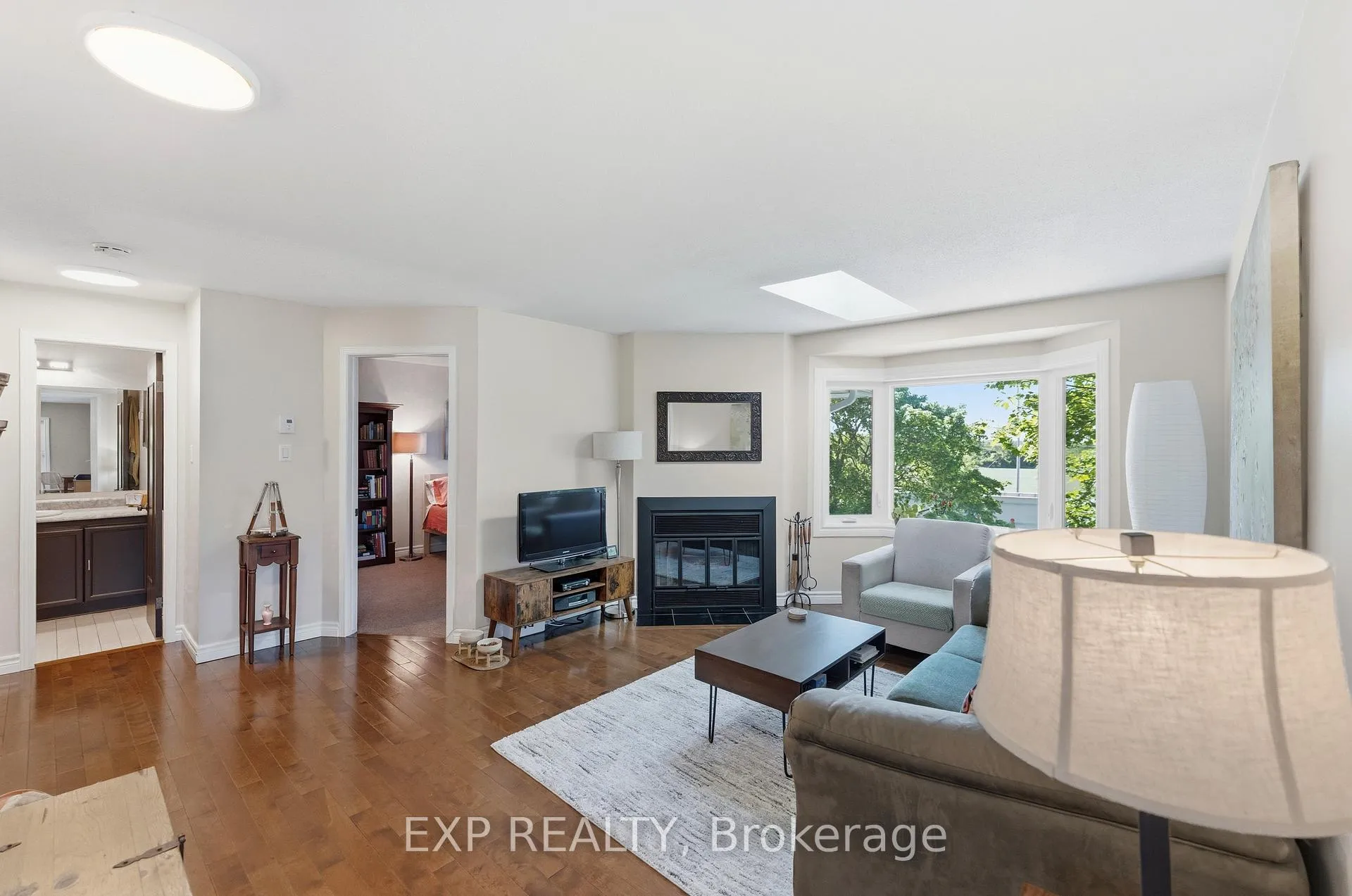 Photo 17 of Unit 7, 2 Stonebank Crescent, Ottawa, Westcliffe Estates — HOMEH