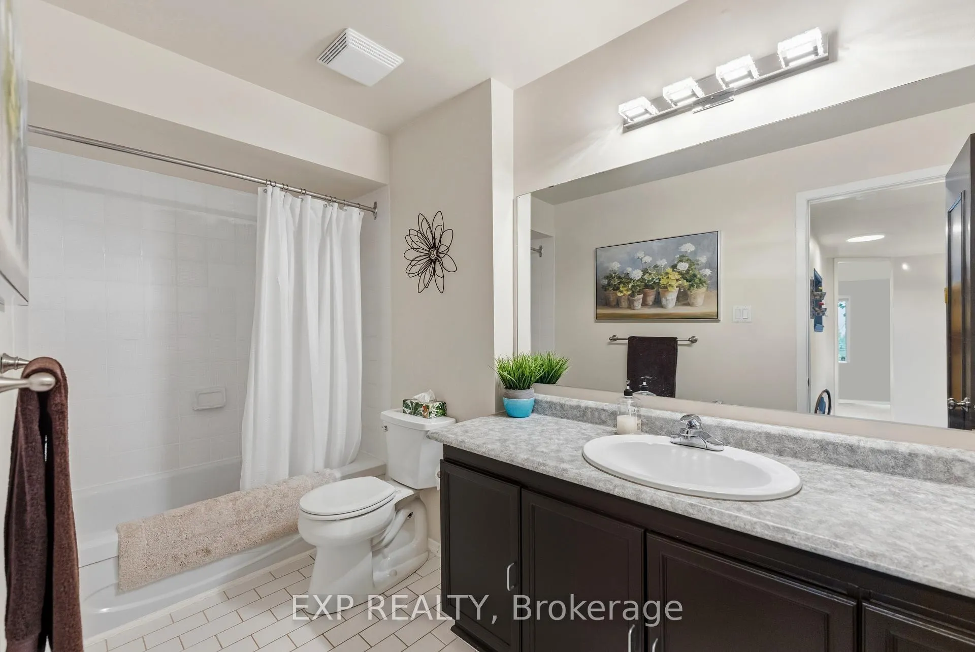 Photo 24 of Unit 7, 2 Stonebank Crescent, Ottawa, Westcliffe Estates — HOMEH