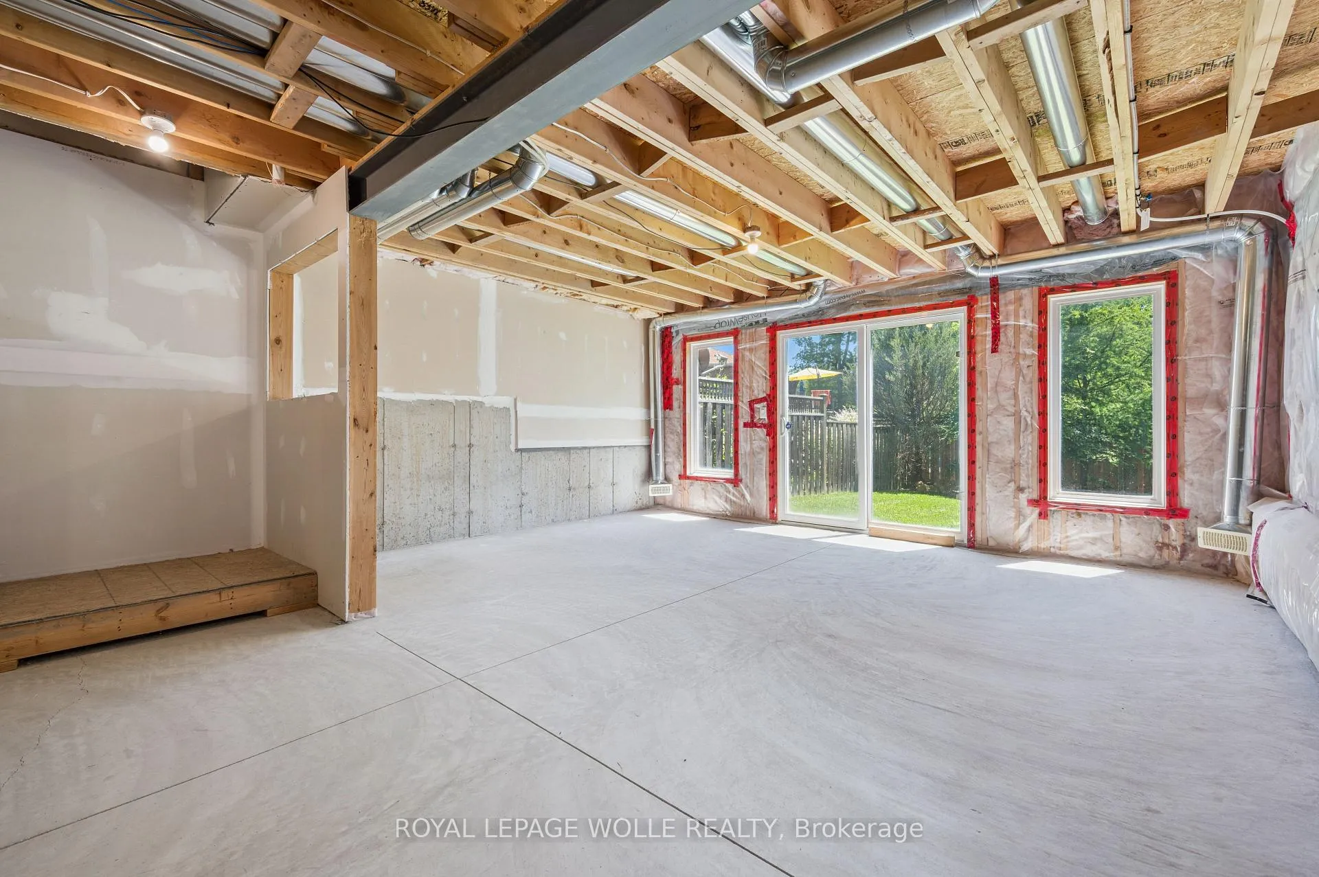Photo 31 of 86 Upper Mercer Street, Kitchener — HOMEH