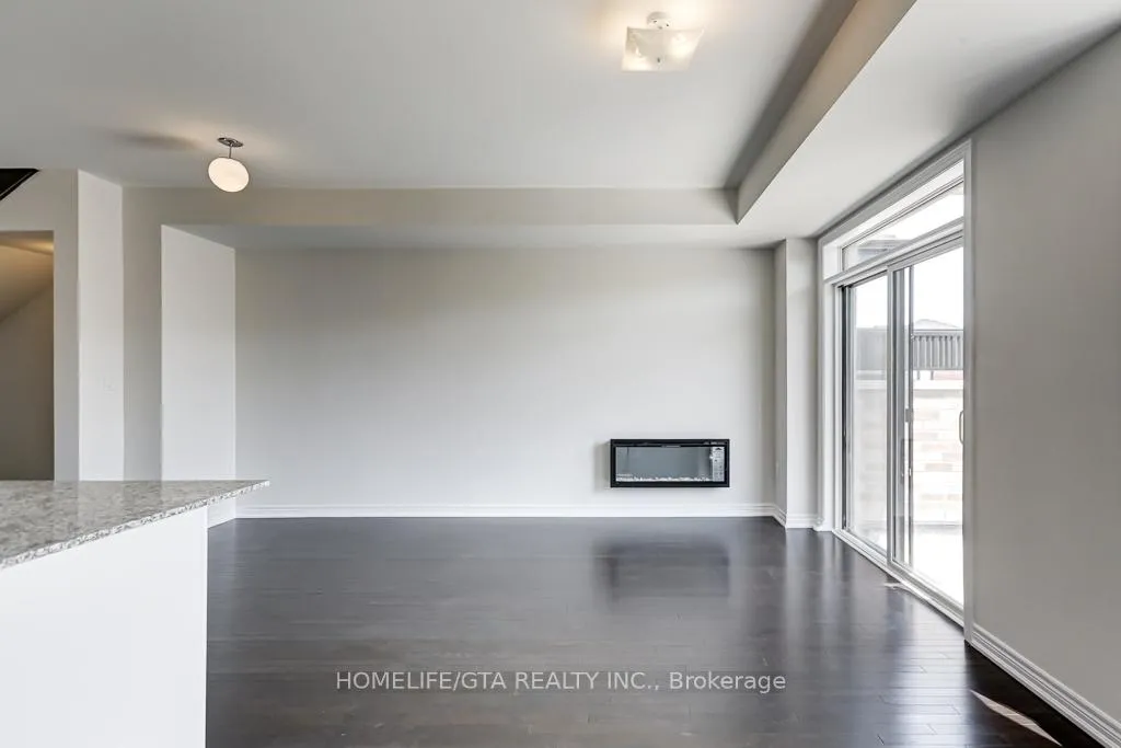 Photo 15 of 135 Vine Cliff Boulevard, Markham, Victoria Manor-Jennings Gate — HOMEH